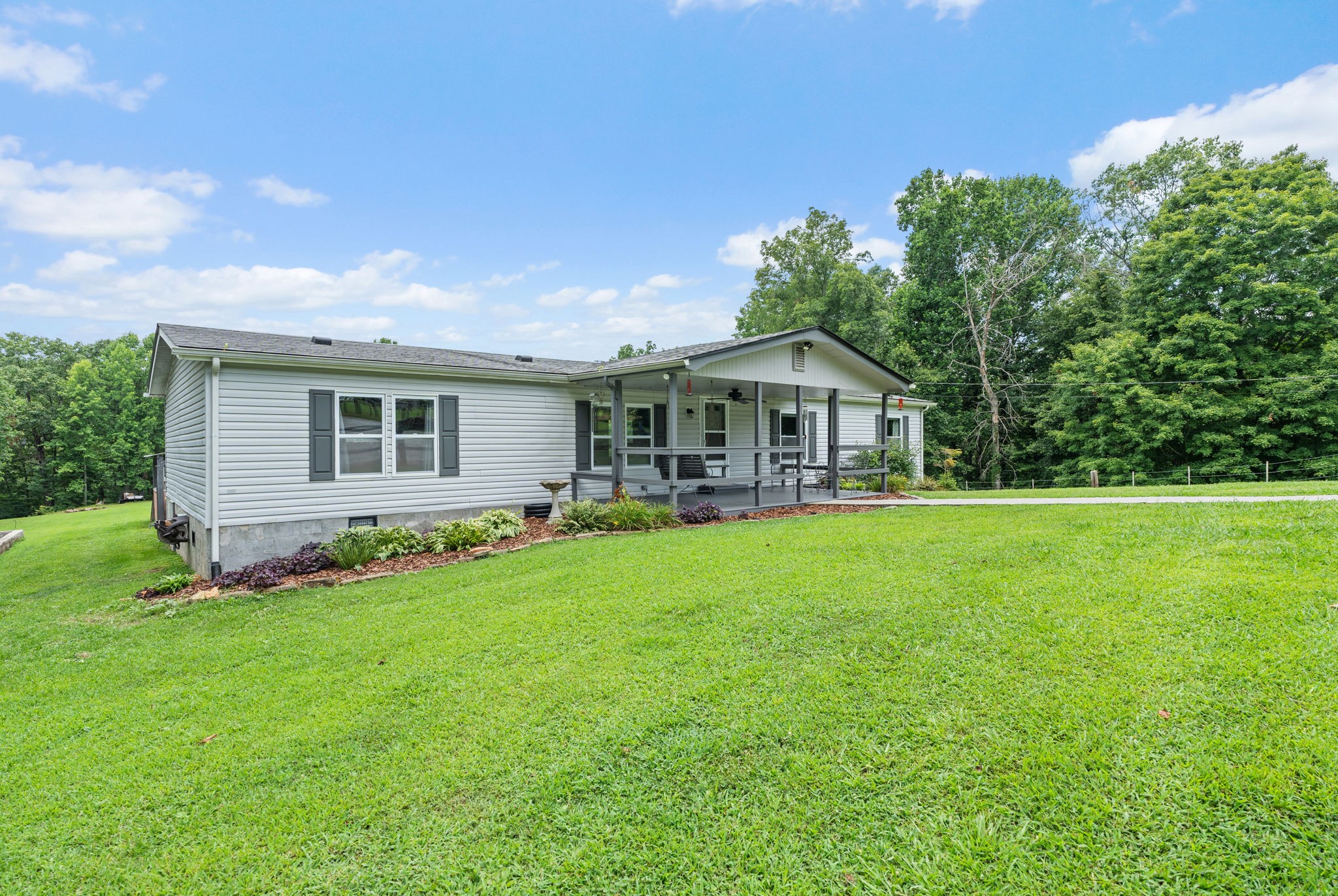 1333 Roberts Rd
