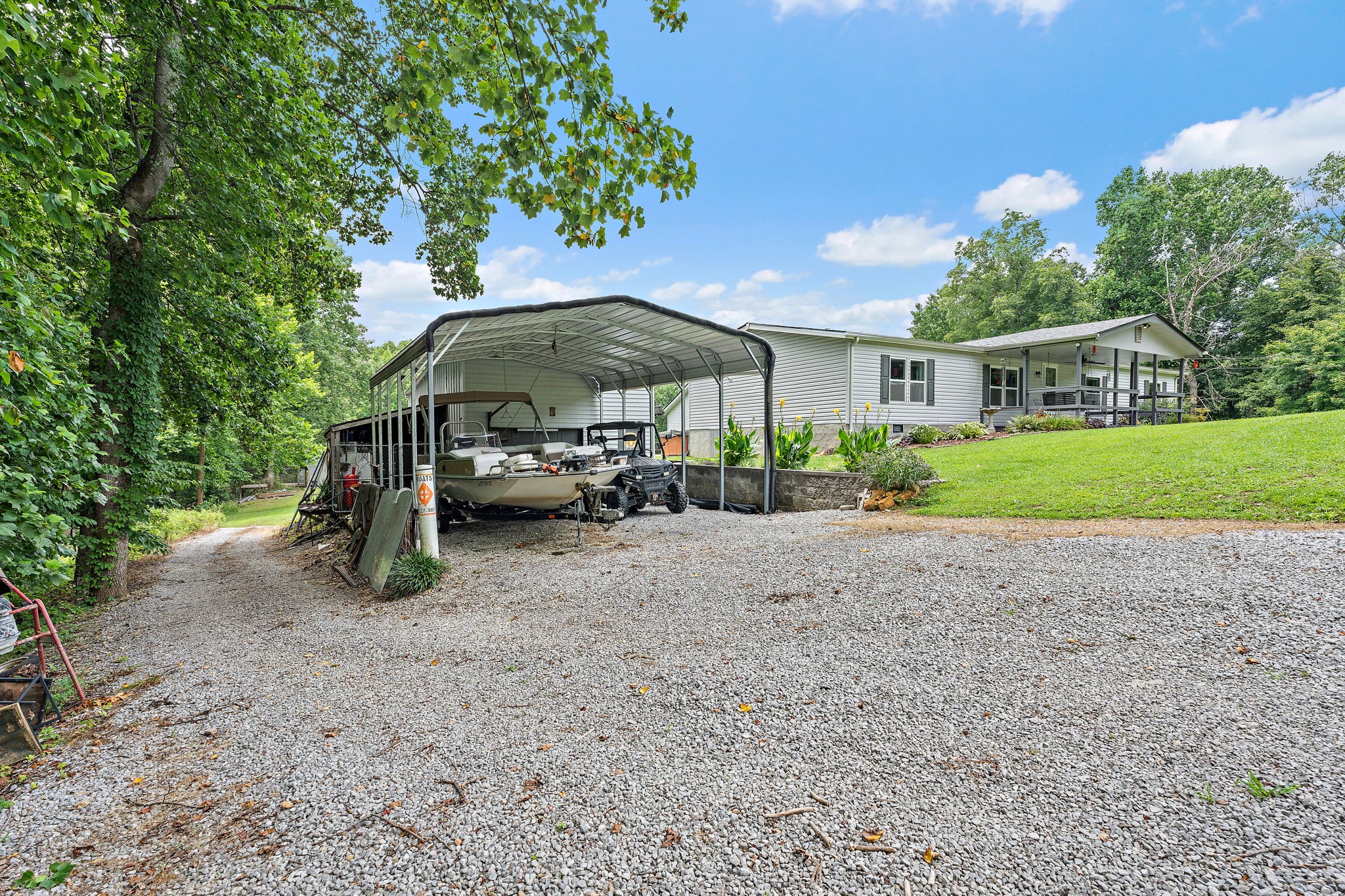 1333 Roberts Rd