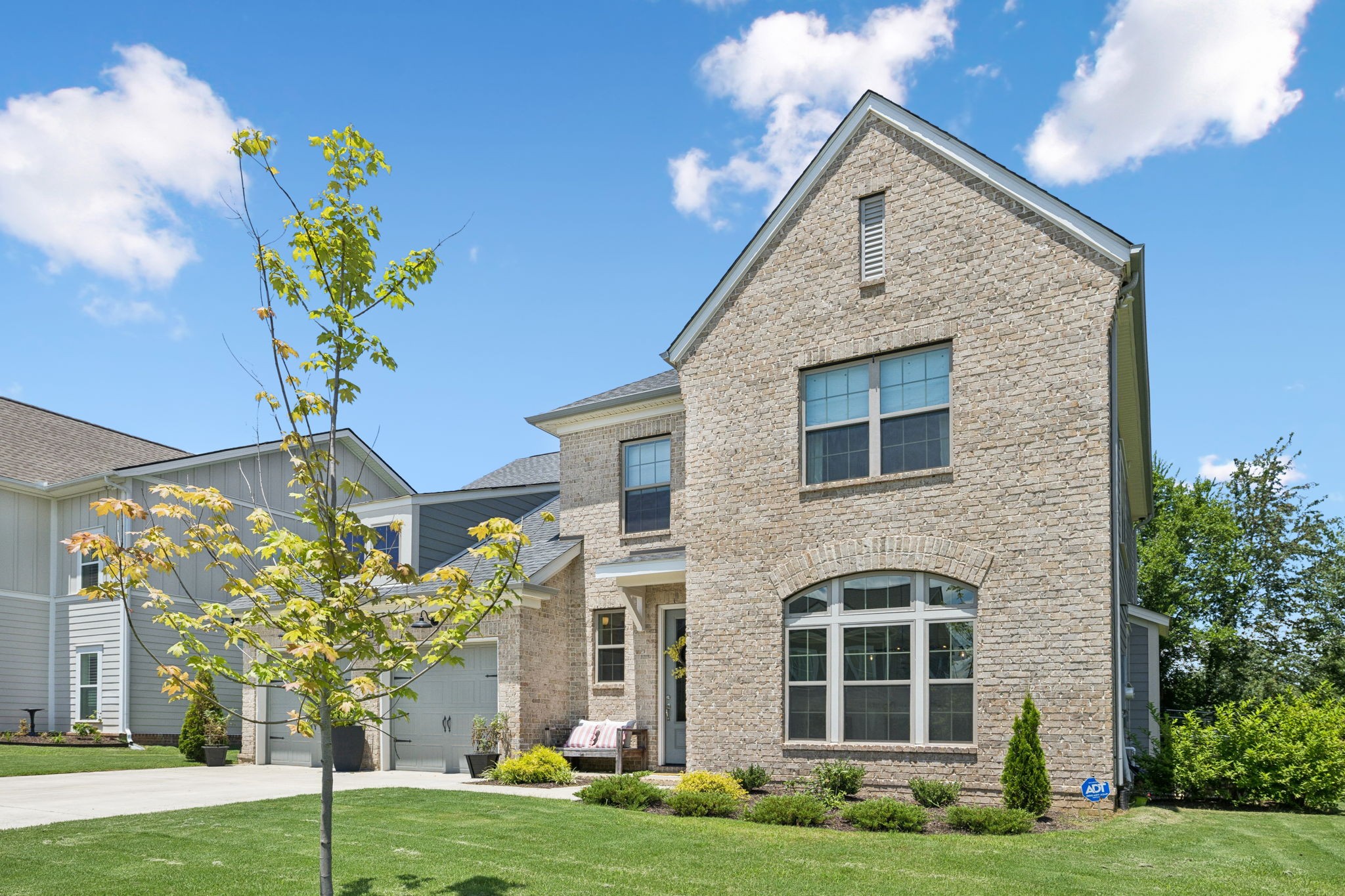 5722 Heirloom Dr