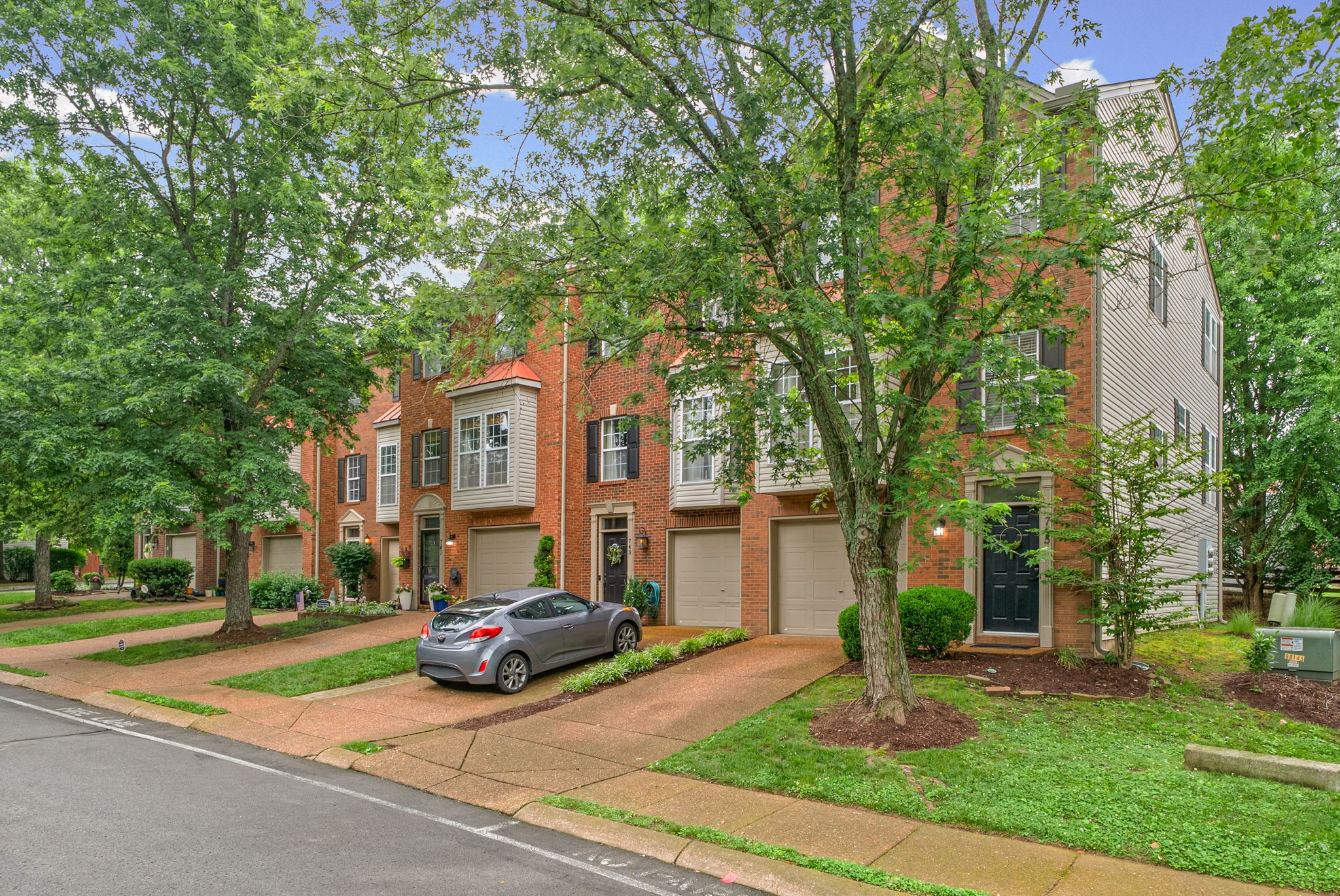 745 Huffine Manor Cir, Franklin TN 37067 3-bed condo, photo 4 of 30