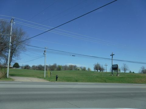 1231 Tiny Town Rd Clarksville TN 37042