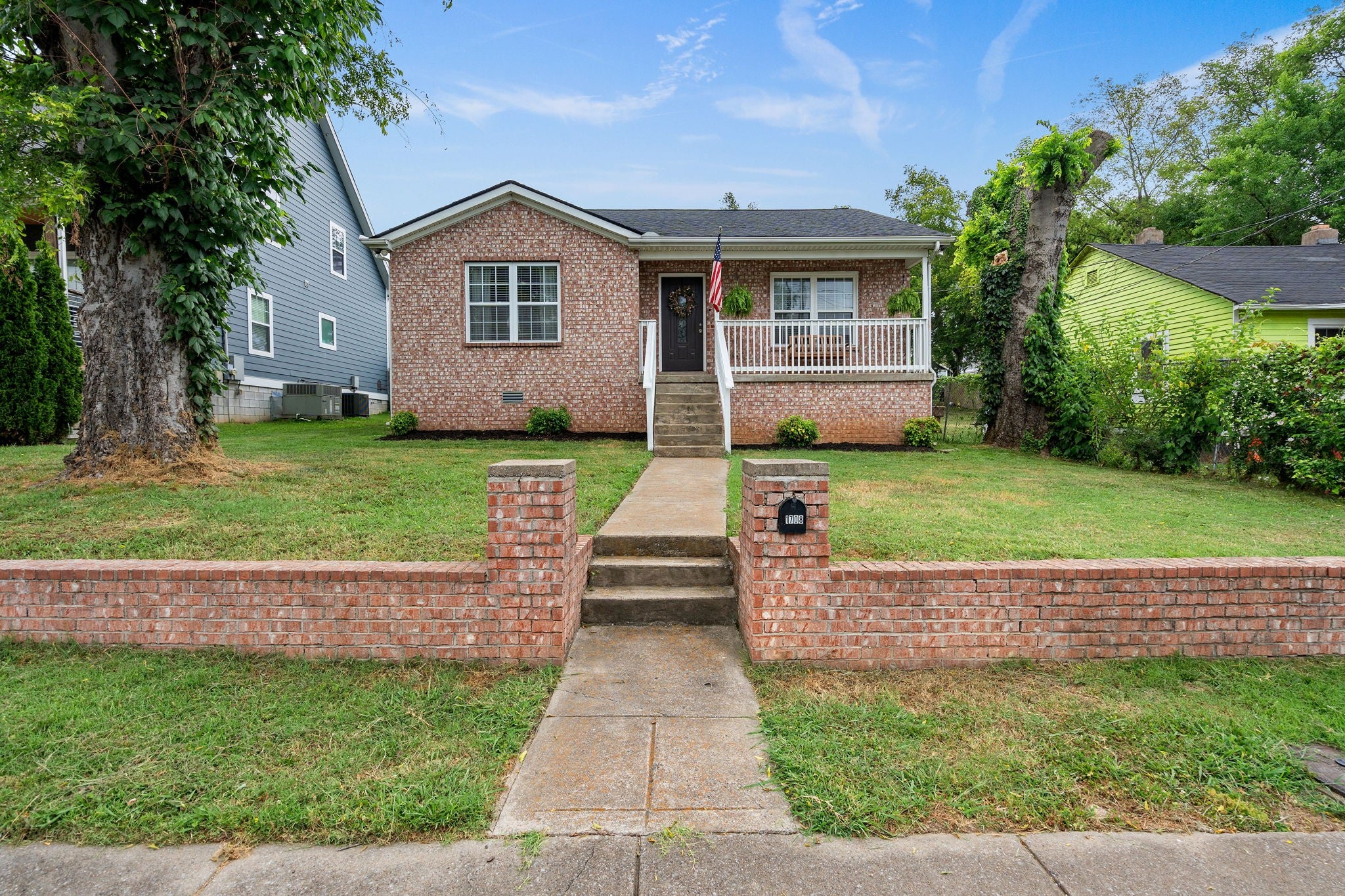 3-bed home for sale in Nashville, TN 37208, 1708 12th Ave N 1708 12th Ave N, Nashville TN 37208 3-bed home, photo 2 of 30