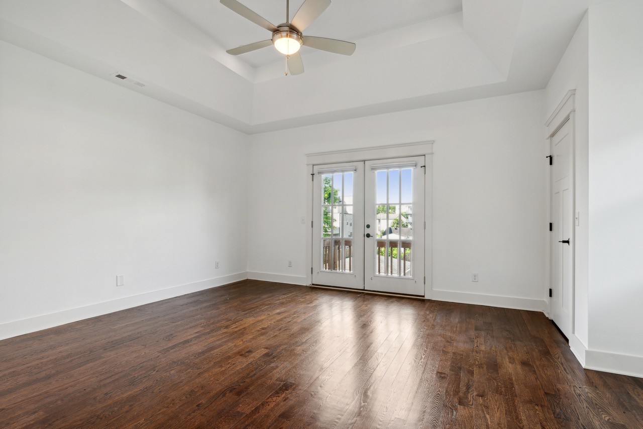 Nashville, Tennessee 37208, United States, 3 Bedrooms Bedrooms, ,3 BathroomsBathrooms,Residential,Active,210203