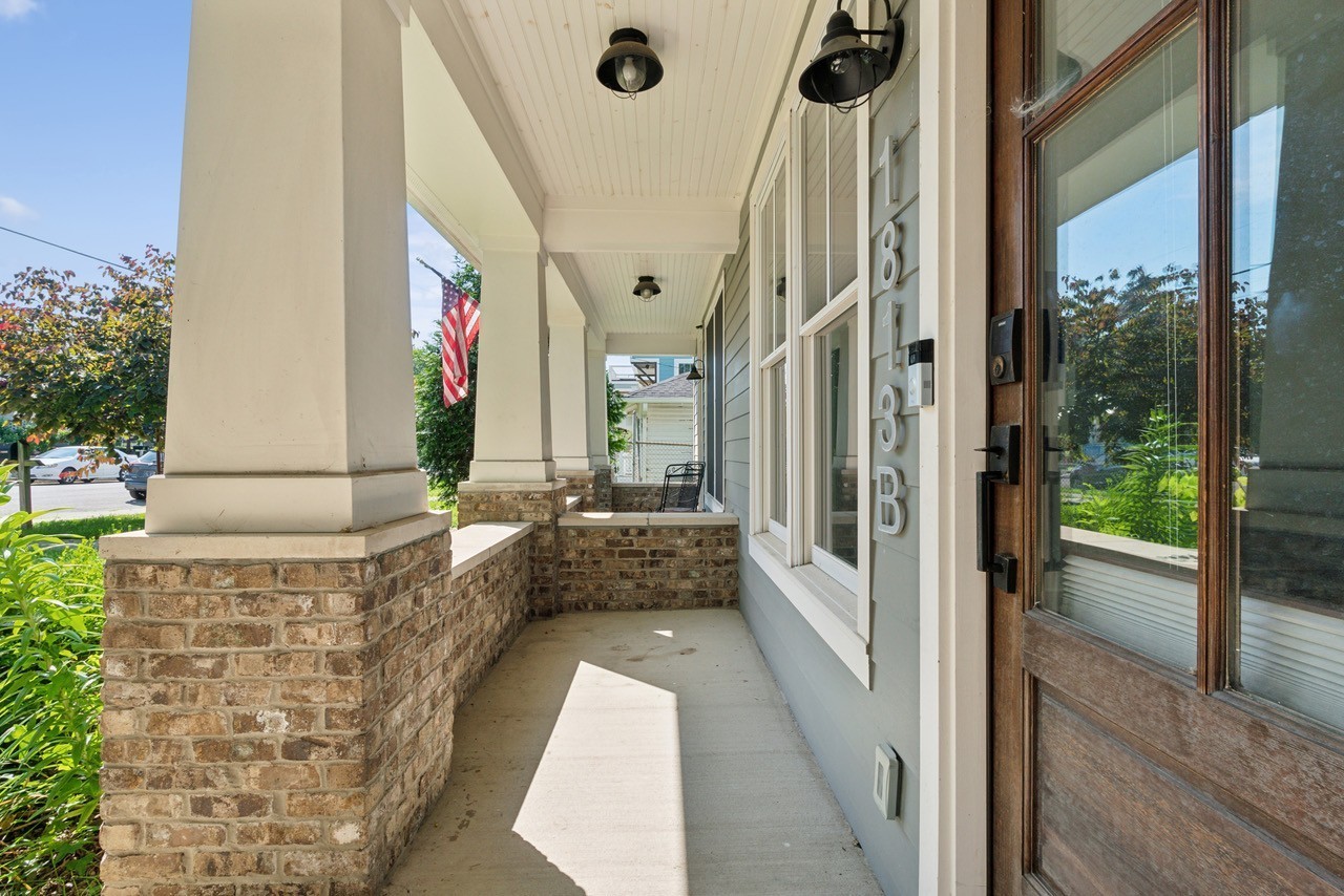 Nashville, Tennessee 37208, United States, 3 Bedrooms Bedrooms, ,3 BathroomsBathrooms,Residential,Active,210203