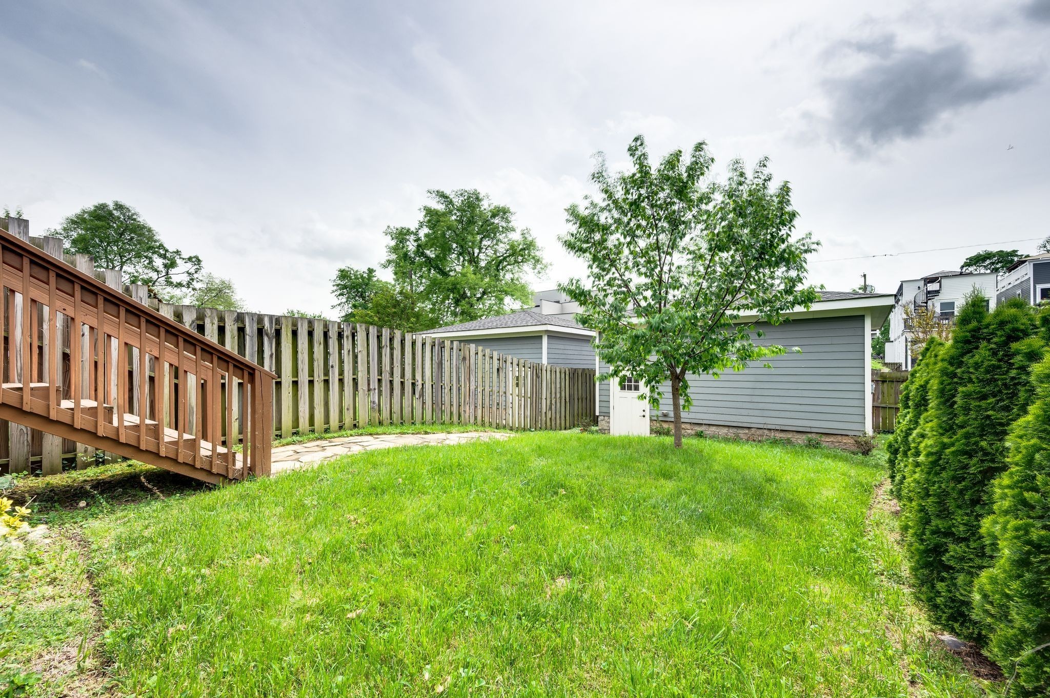 Nashville, Tennessee 37208, United States, 3 Bedrooms Bedrooms, ,3 BathroomsBathrooms,Residential,Active,210203