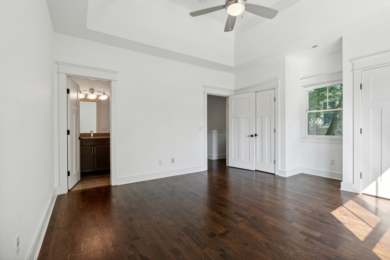 Nashville, Tennessee 37208, United States, 3 Bedrooms Bedrooms, ,3 BathroomsBathrooms,Residential,Active,210203