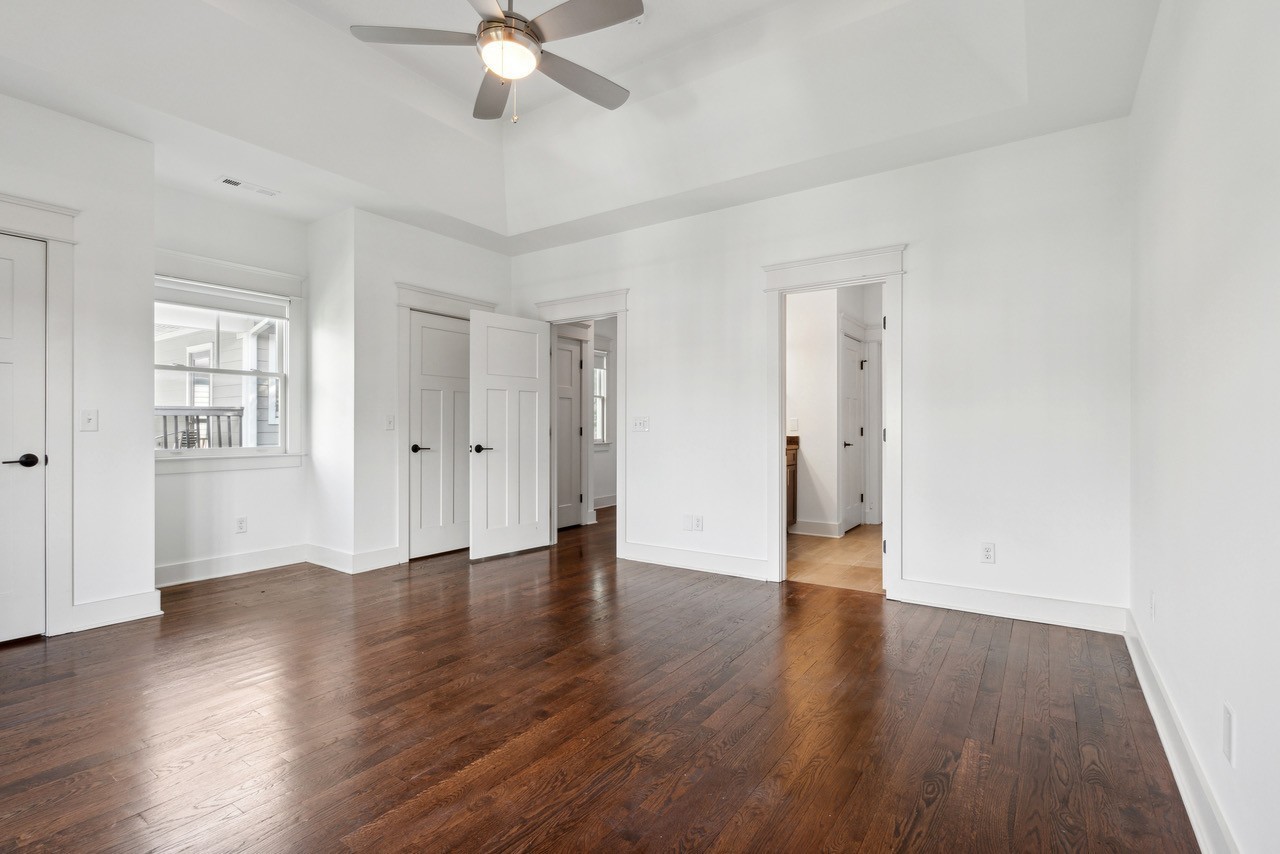 Nashville, Tennessee 37208, United States, 3 Bedrooms Bedrooms, ,3 BathroomsBathrooms,Residential,Active,210203