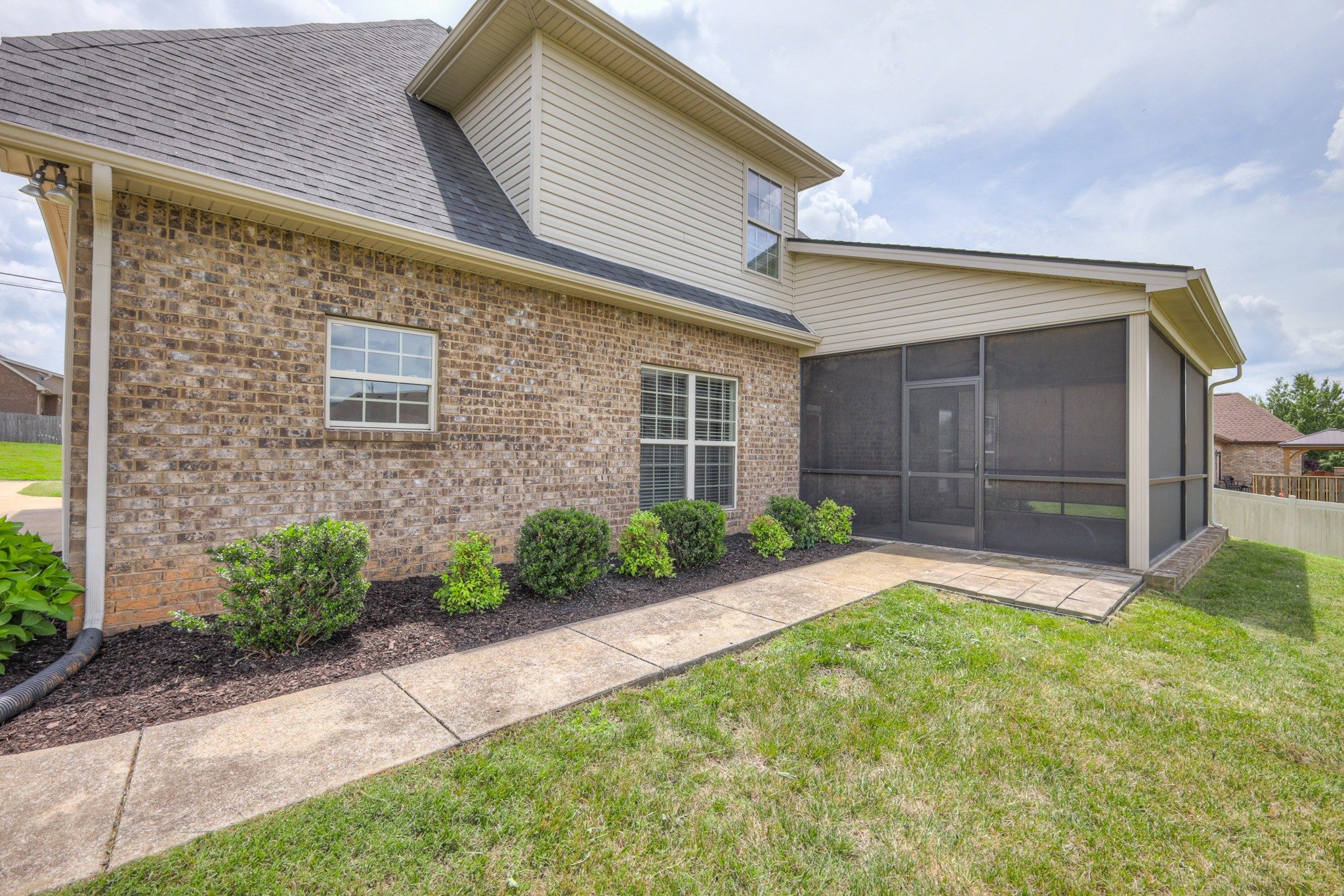 1305 Royal Oak Ave
