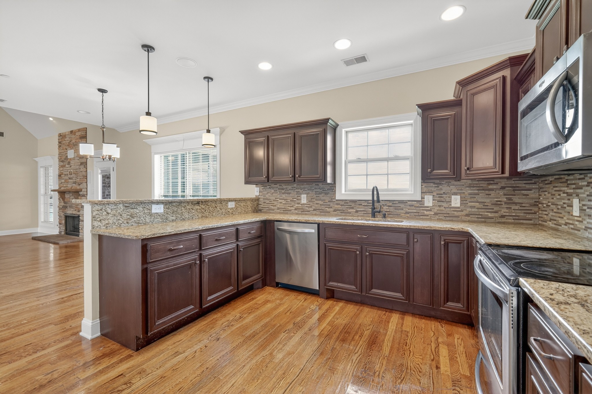 1305 Royal Oak Ave