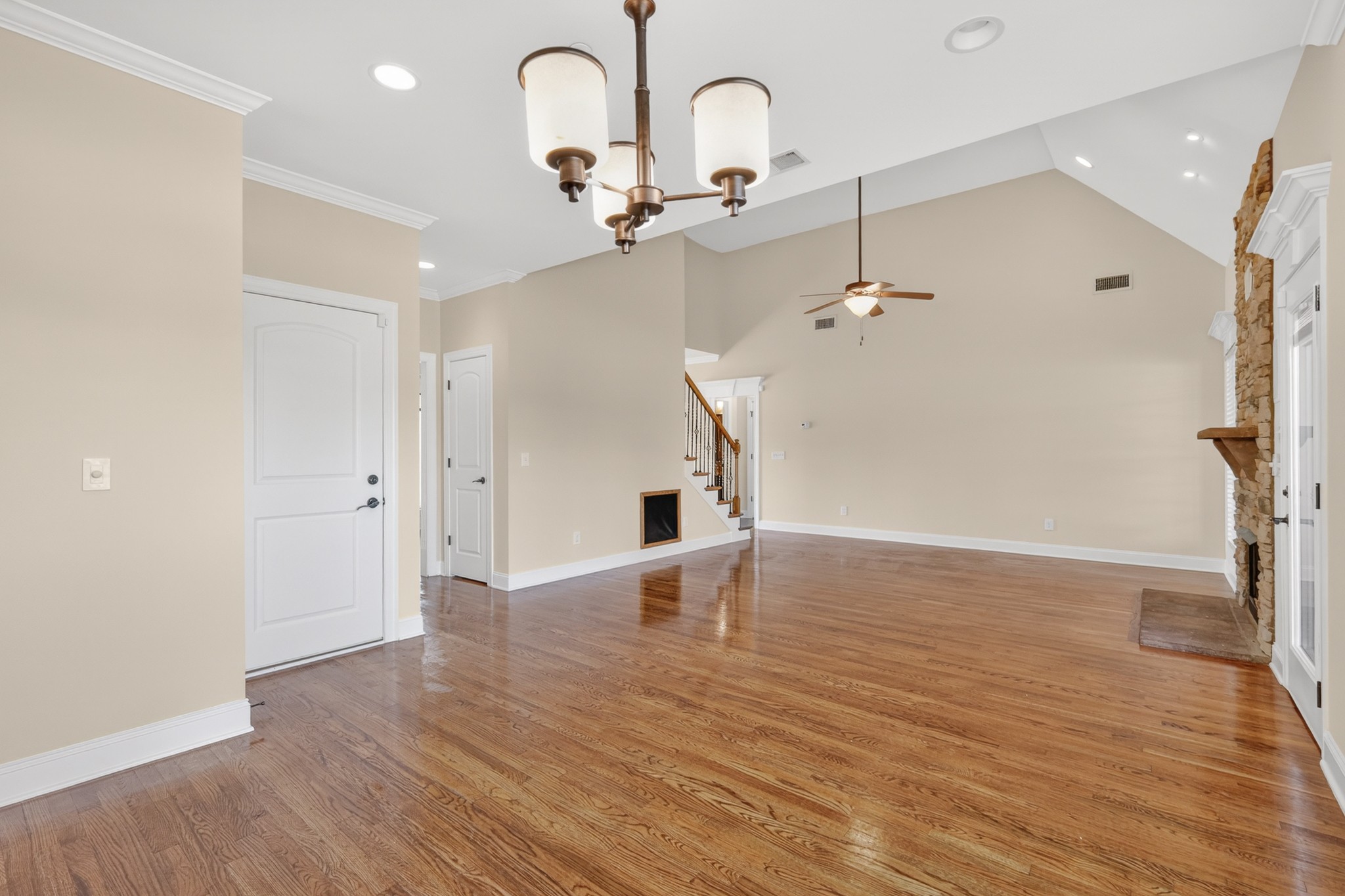 1305 Royal Oak Ave
