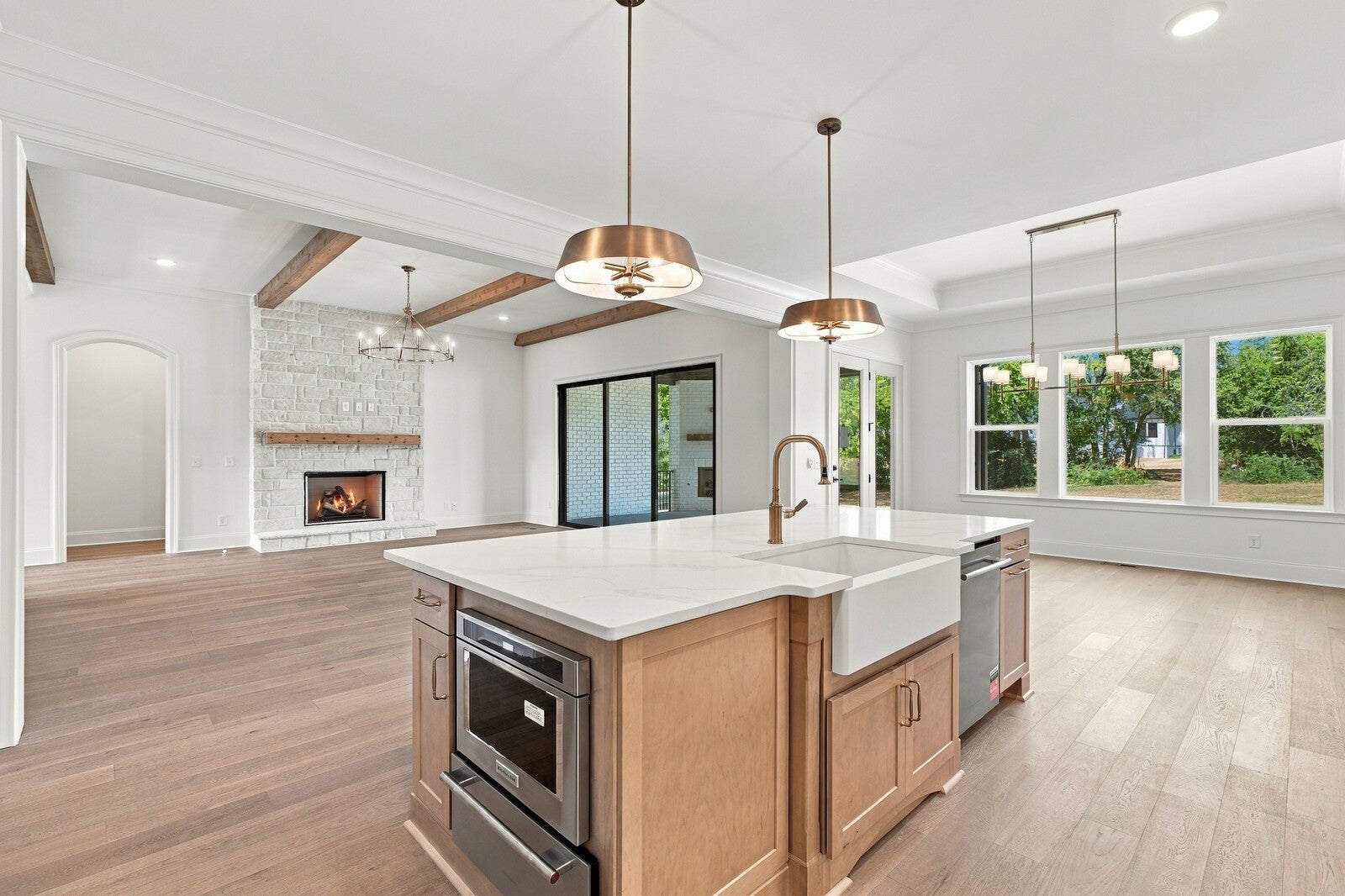5-bed listing at 713 Adkisson Ln, Nashville