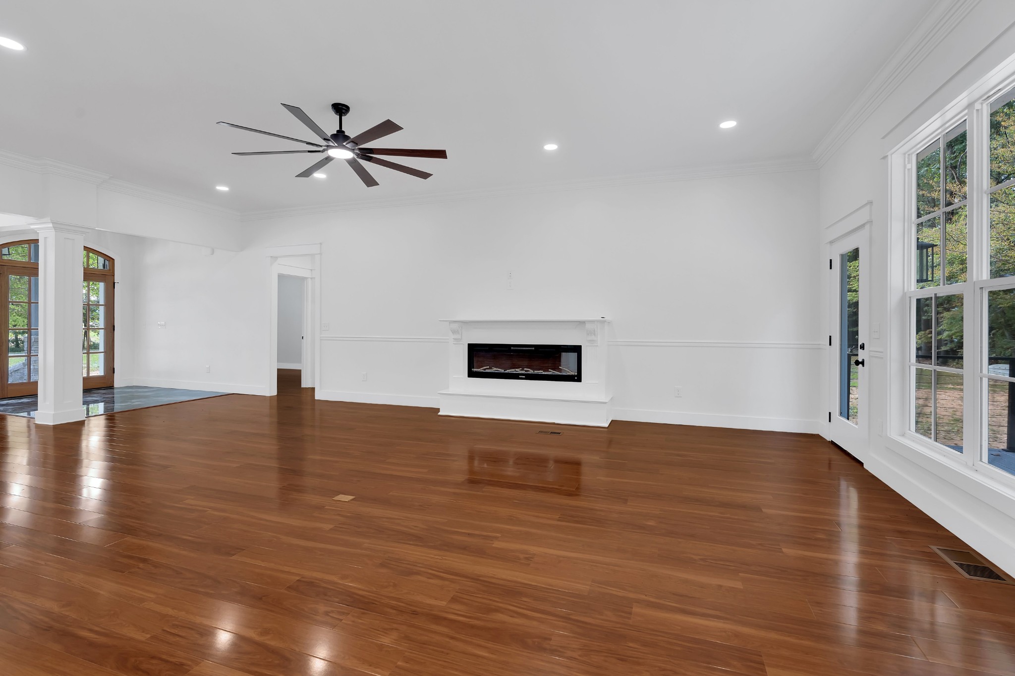 511 Woods Lake Rd