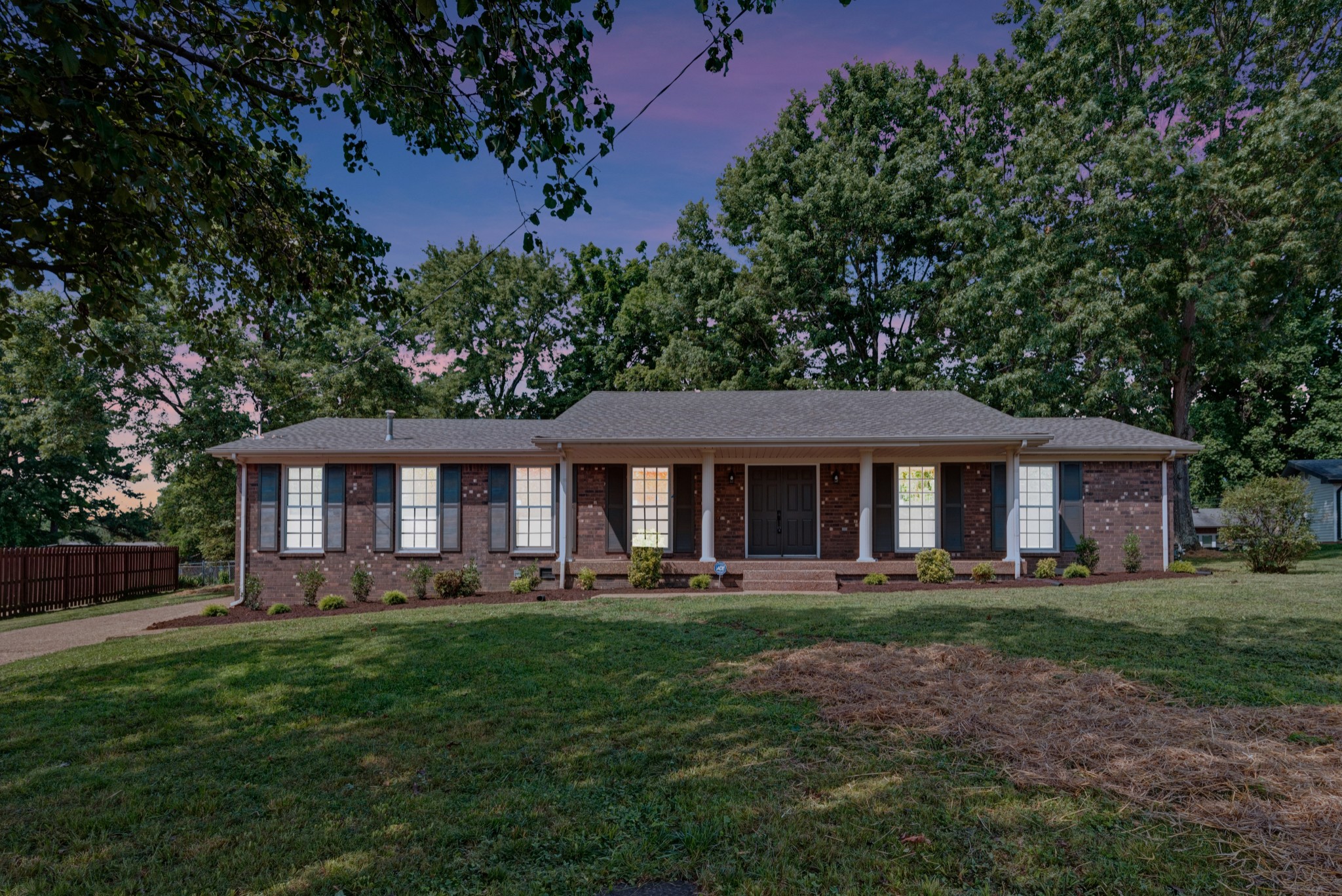 512 Saint Paul Ct