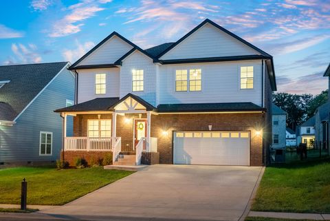 272 Bluebell Drive Clarksville TN 37043