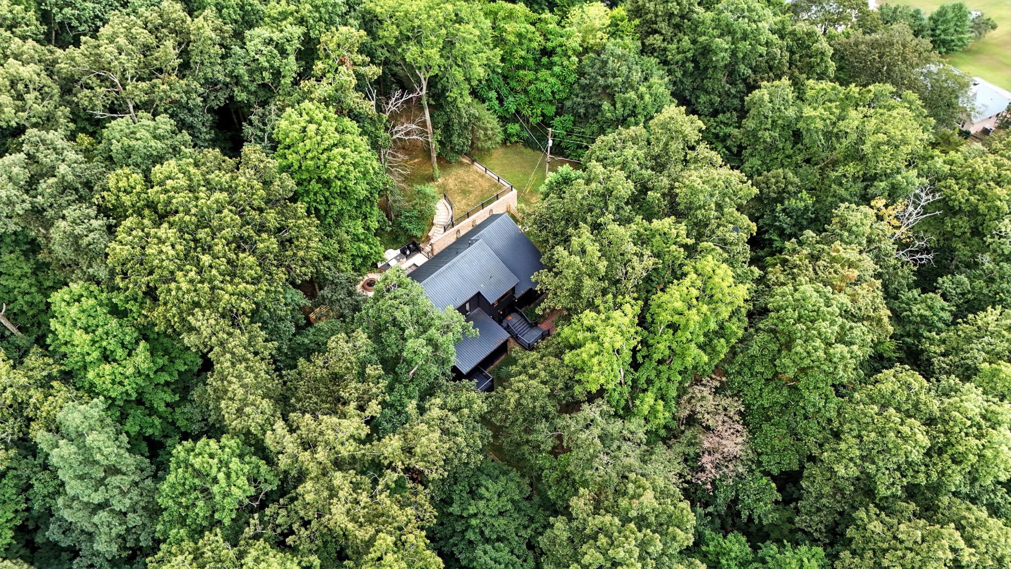 5546 Riverview Dr