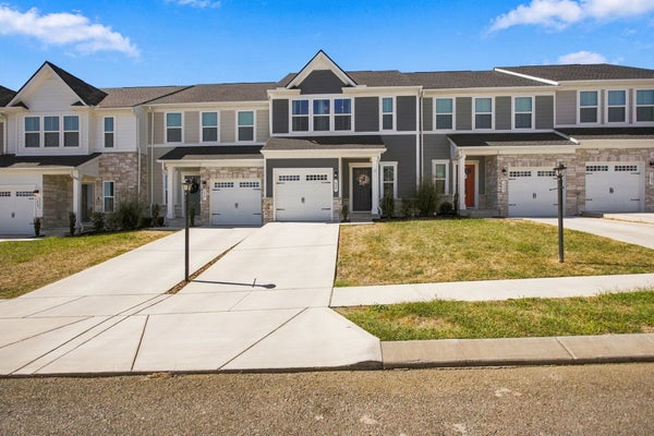 1829 GOLDSBERRY ST, COLUMBIA, TN 38401 - Image c455e8e53b2c040301b89a06e5f6e23e/4065475352