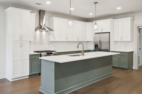2717 Batavia St Nashville TN 37208