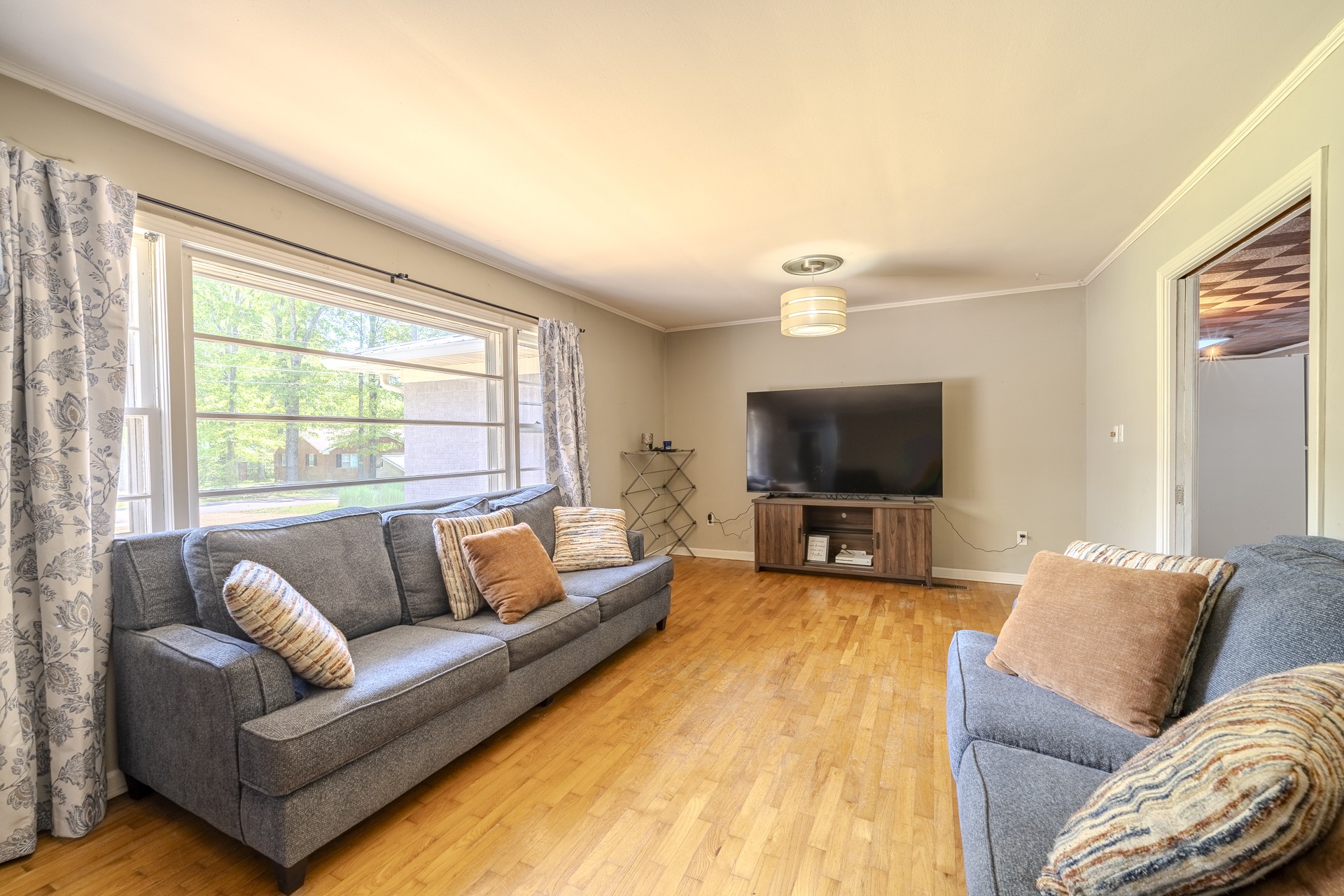 180 Willow St - Photo 3
