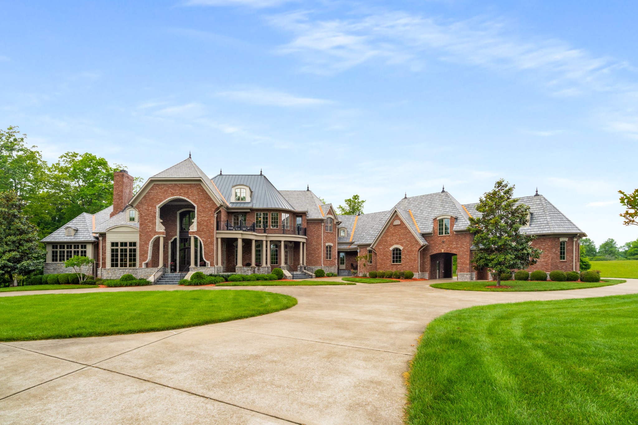 2925 Old Clarksville Pike