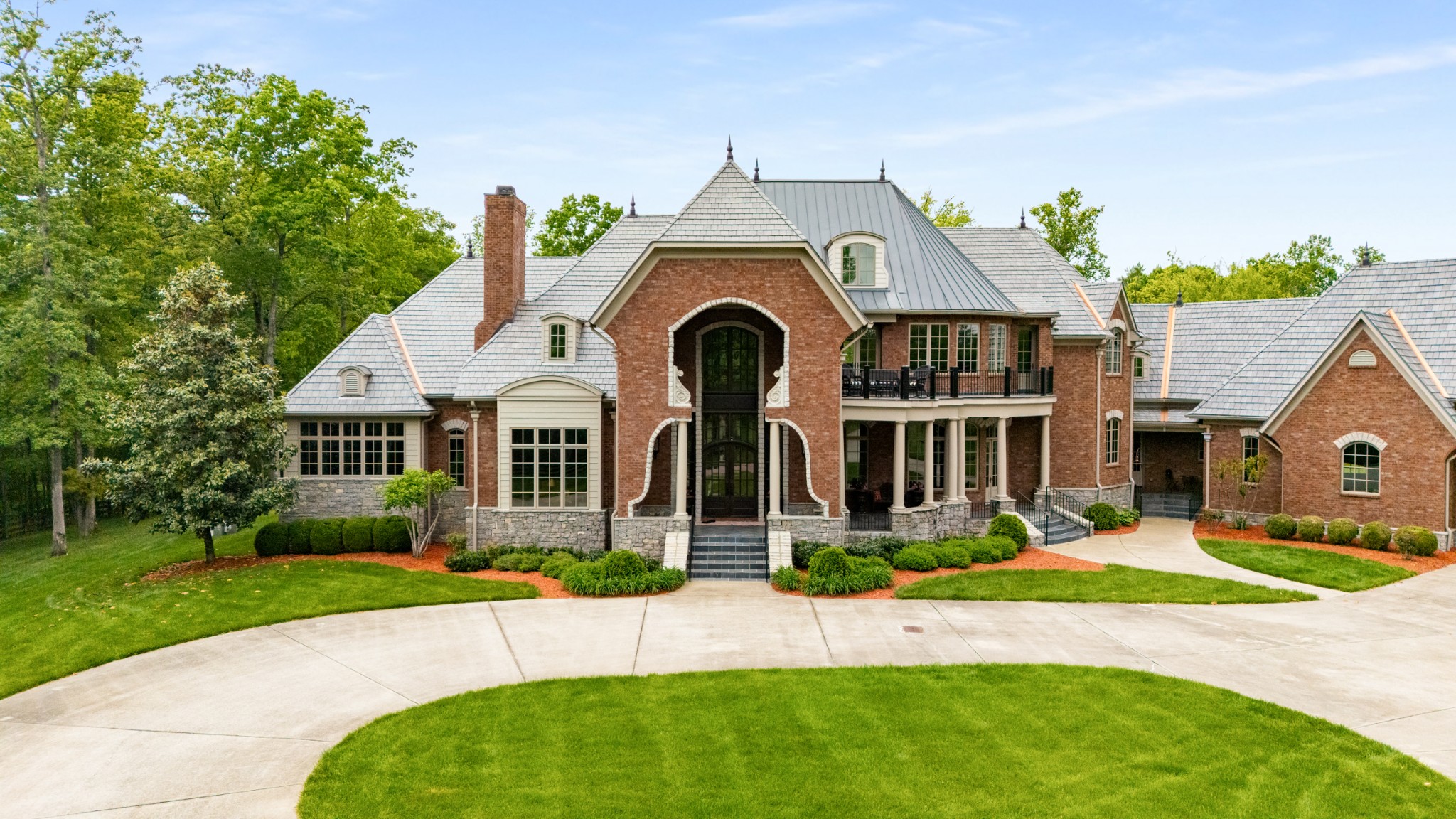 2925 Old Clarksville Pike