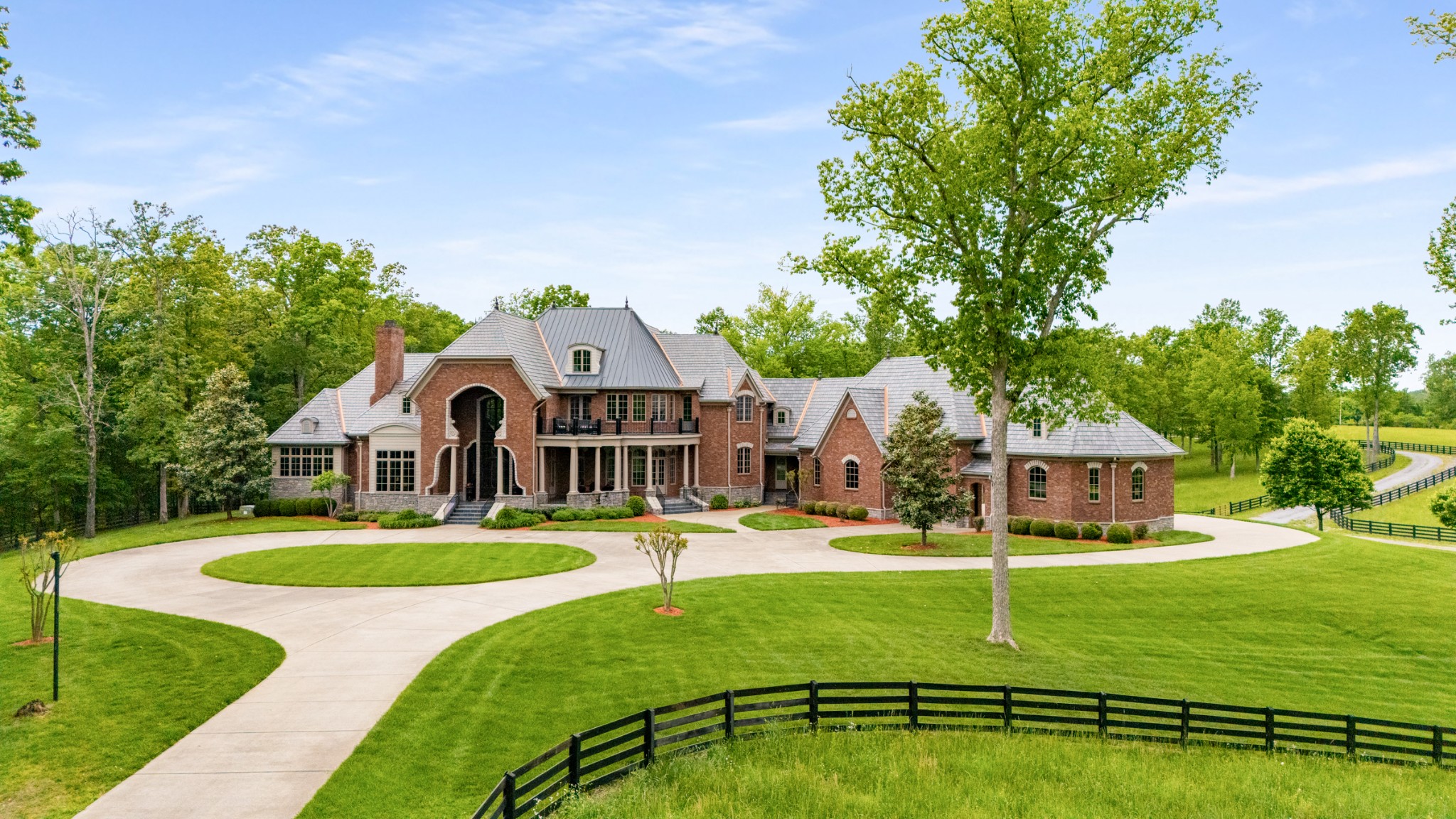 2925 Old Clarksville Pike