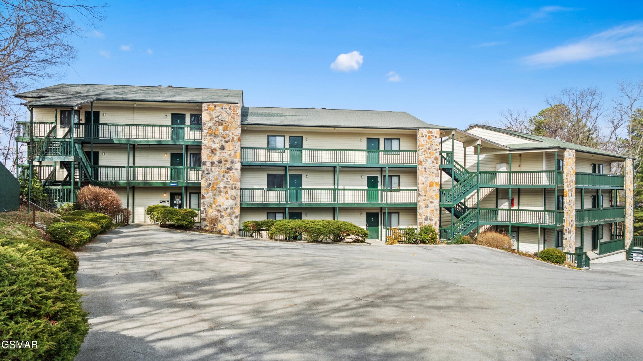 1102 Ski View 308