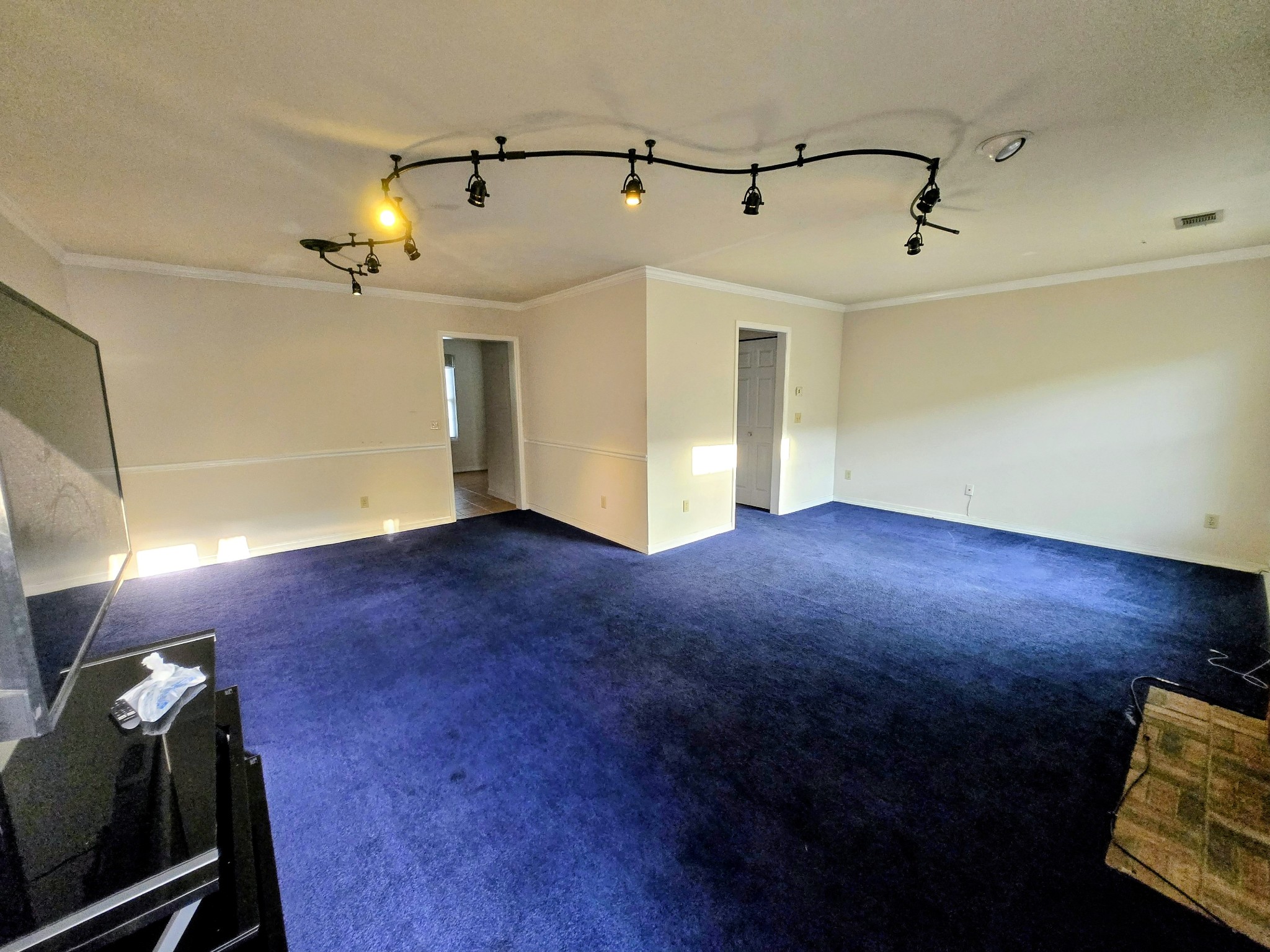 302 Plymouth Rock Ct