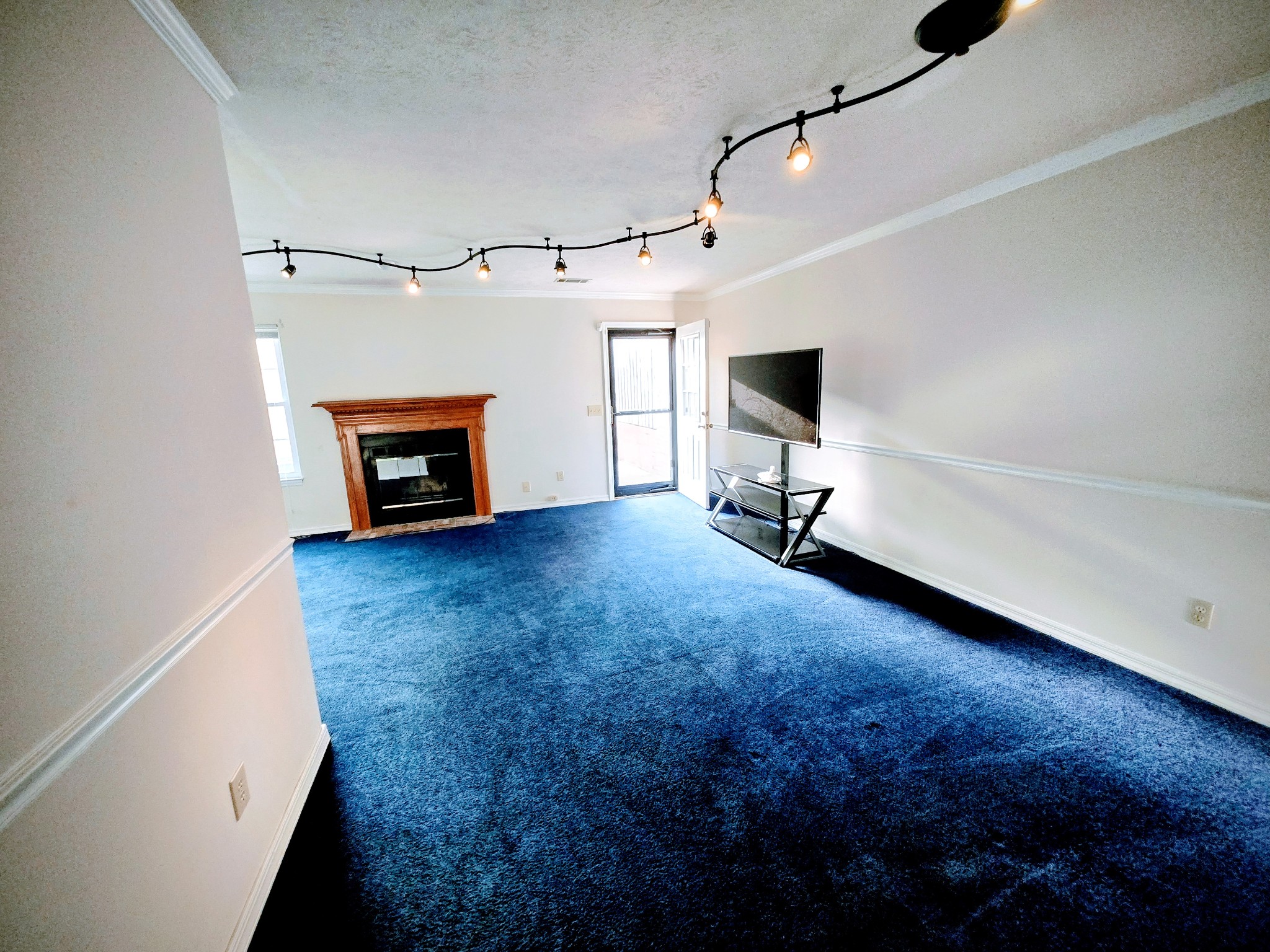 302 Plymouth Rock Ct