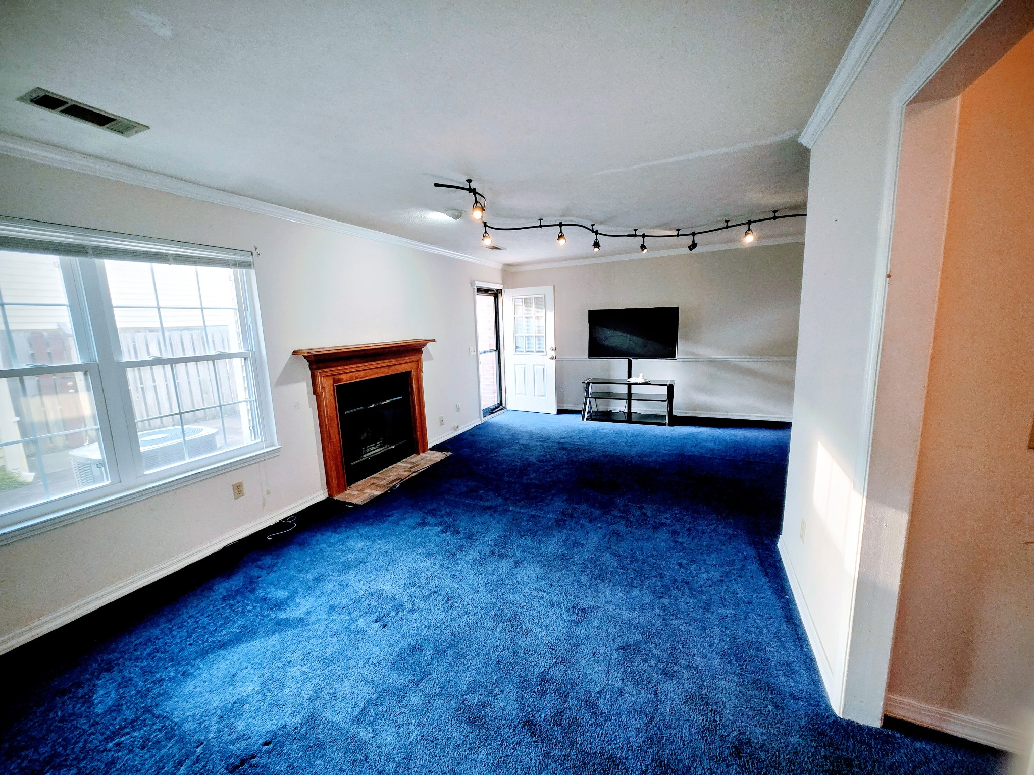 302 Plymouth Rock Ct