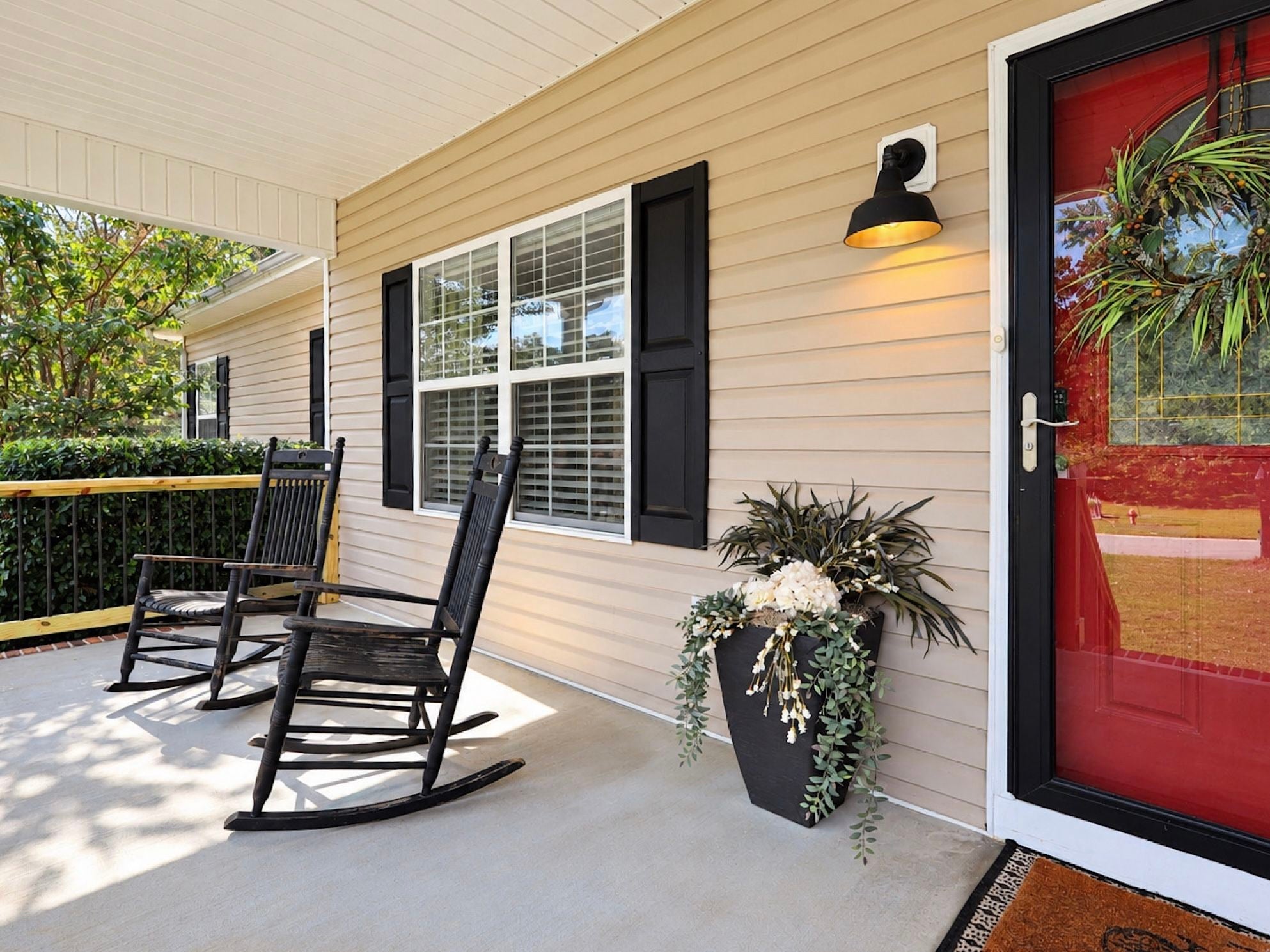 165 Savannah Ridge Trl NE