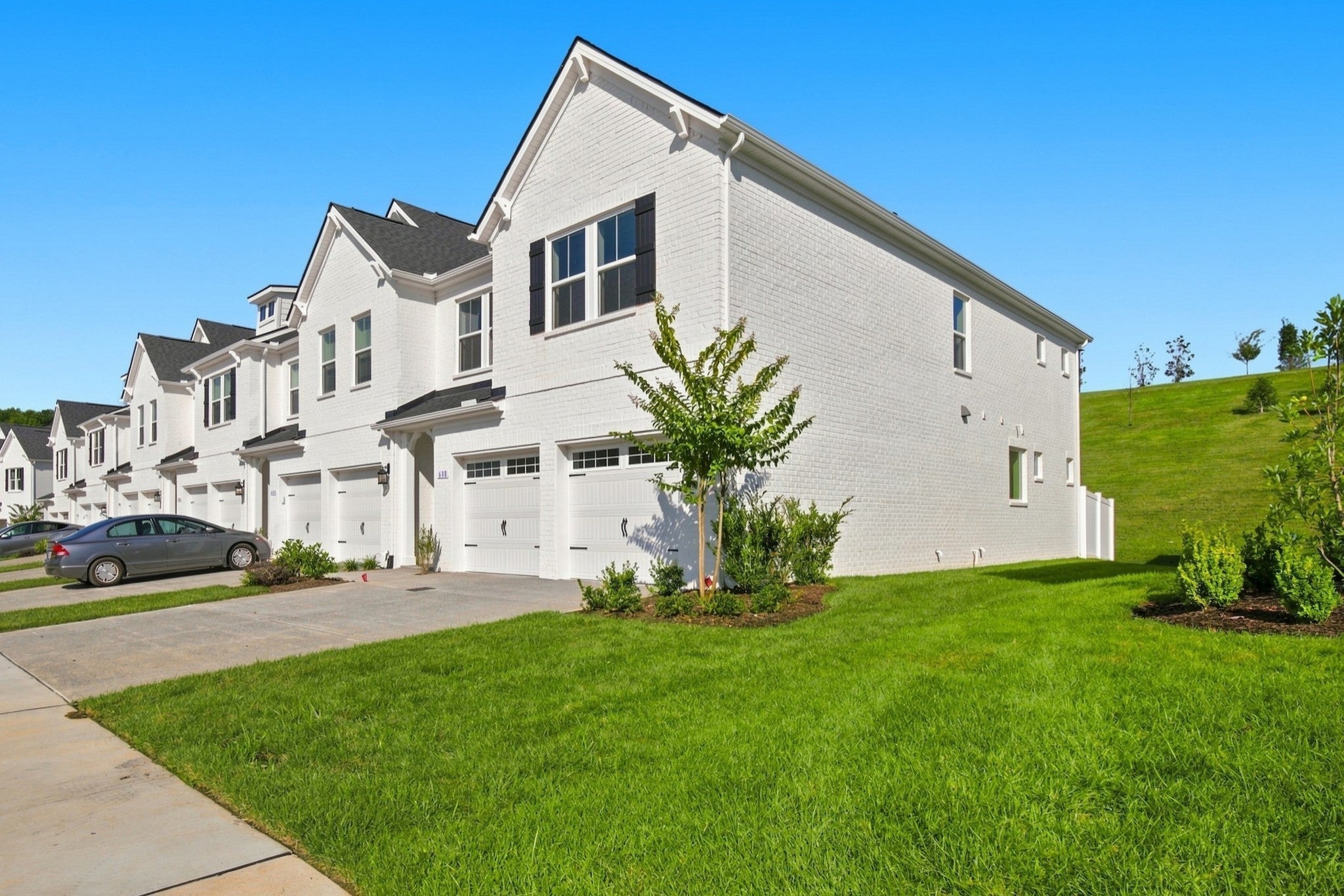 638 Club View Way