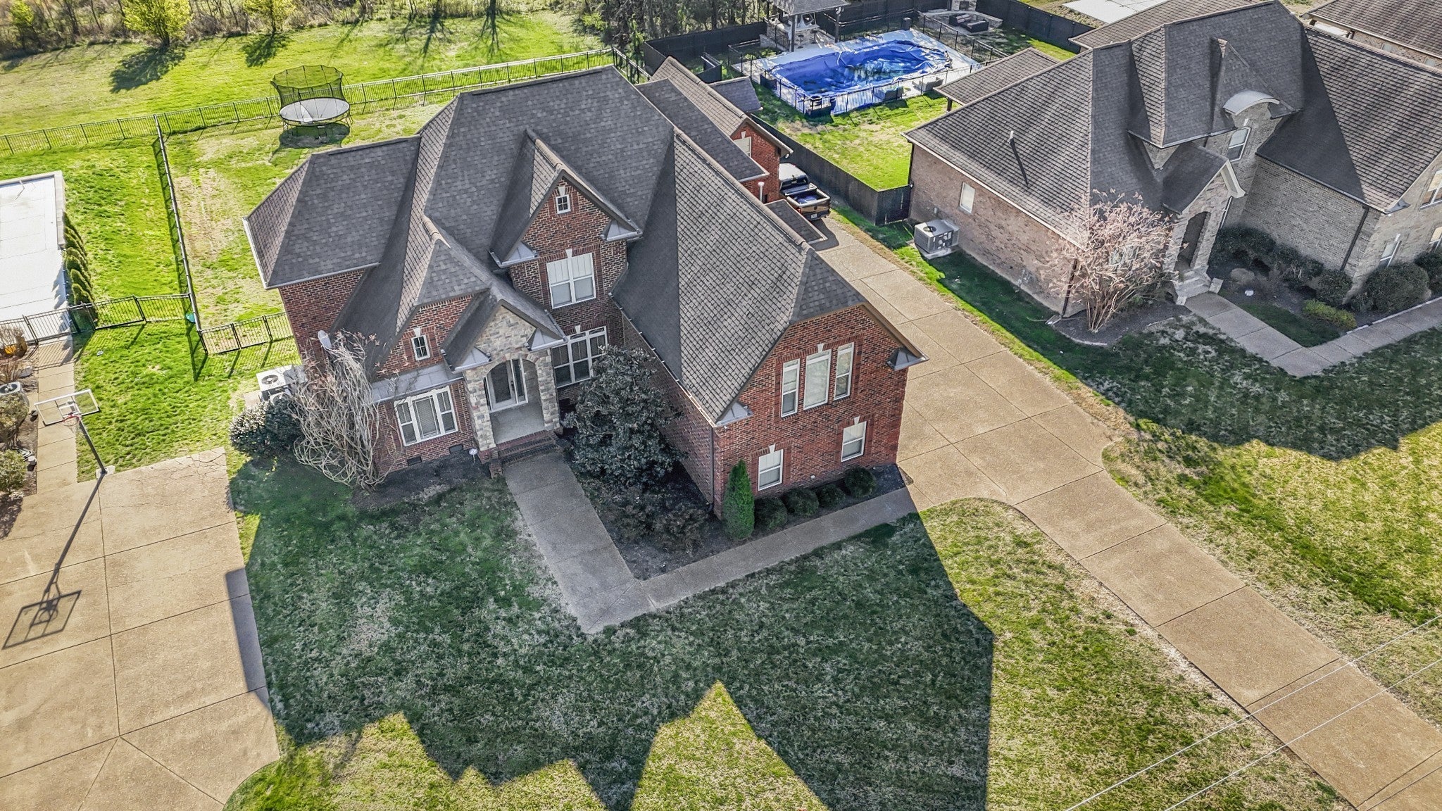 1133 Mires Rd