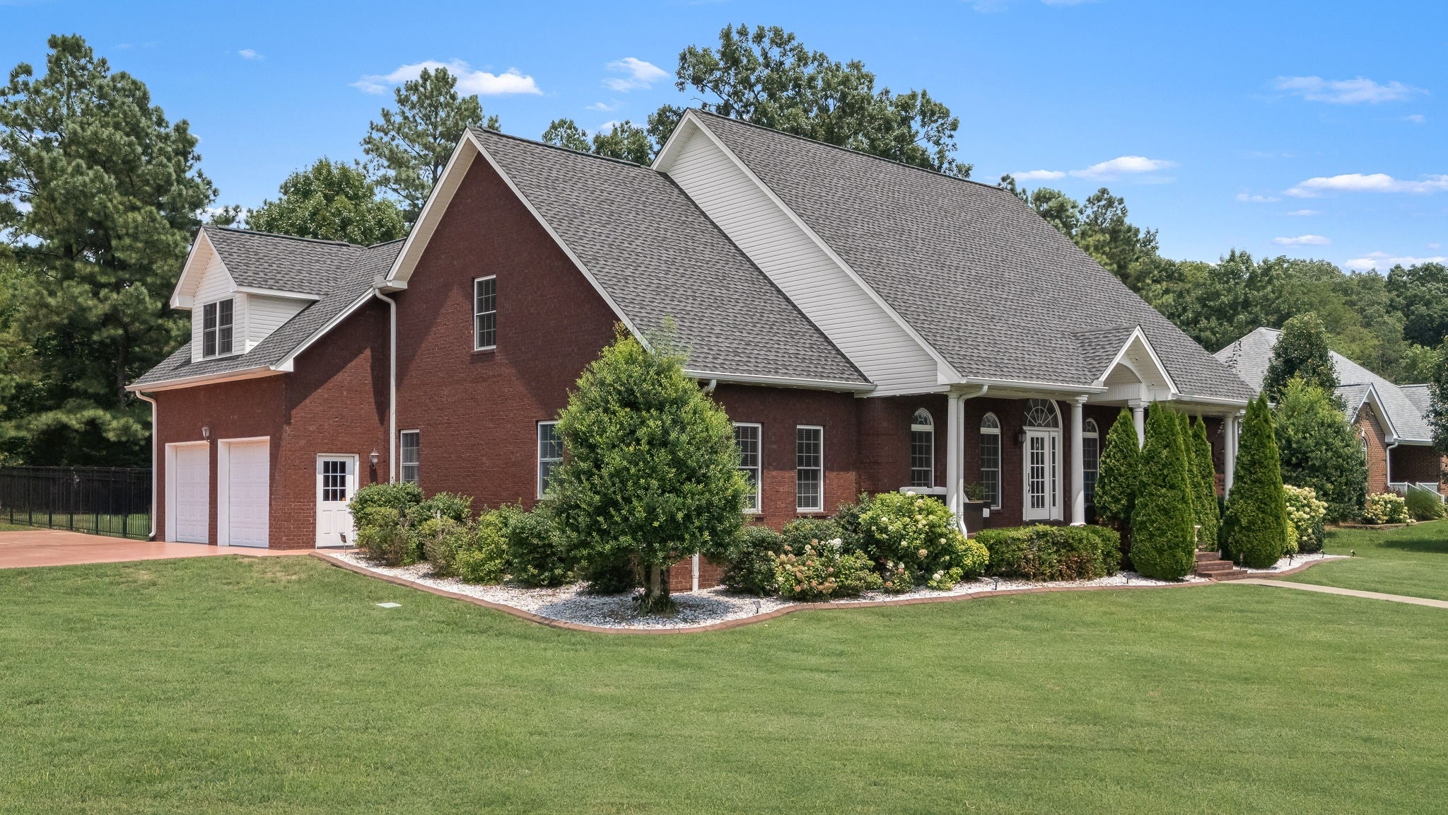 106 Finch Ln