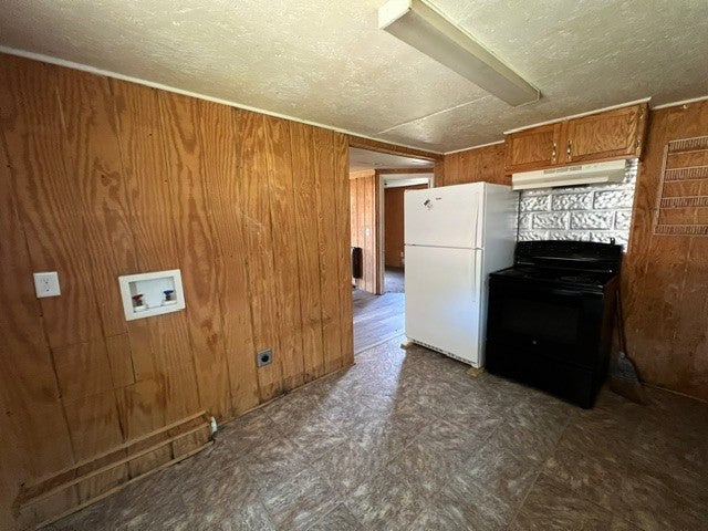 216 Strawberry St