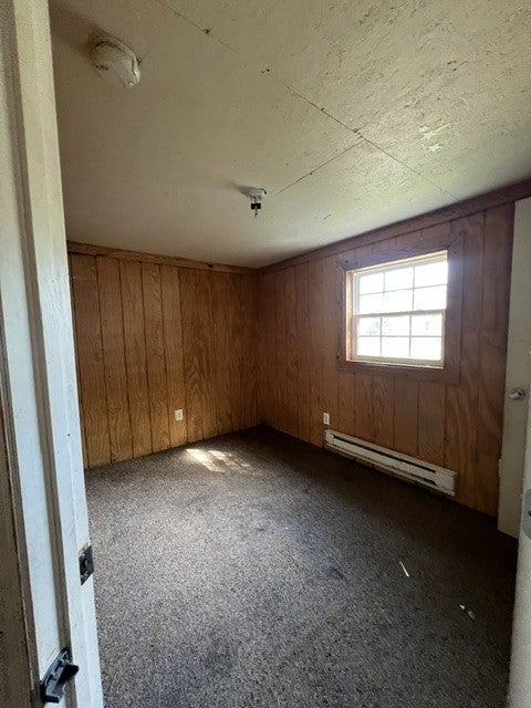 216 Strawberry St