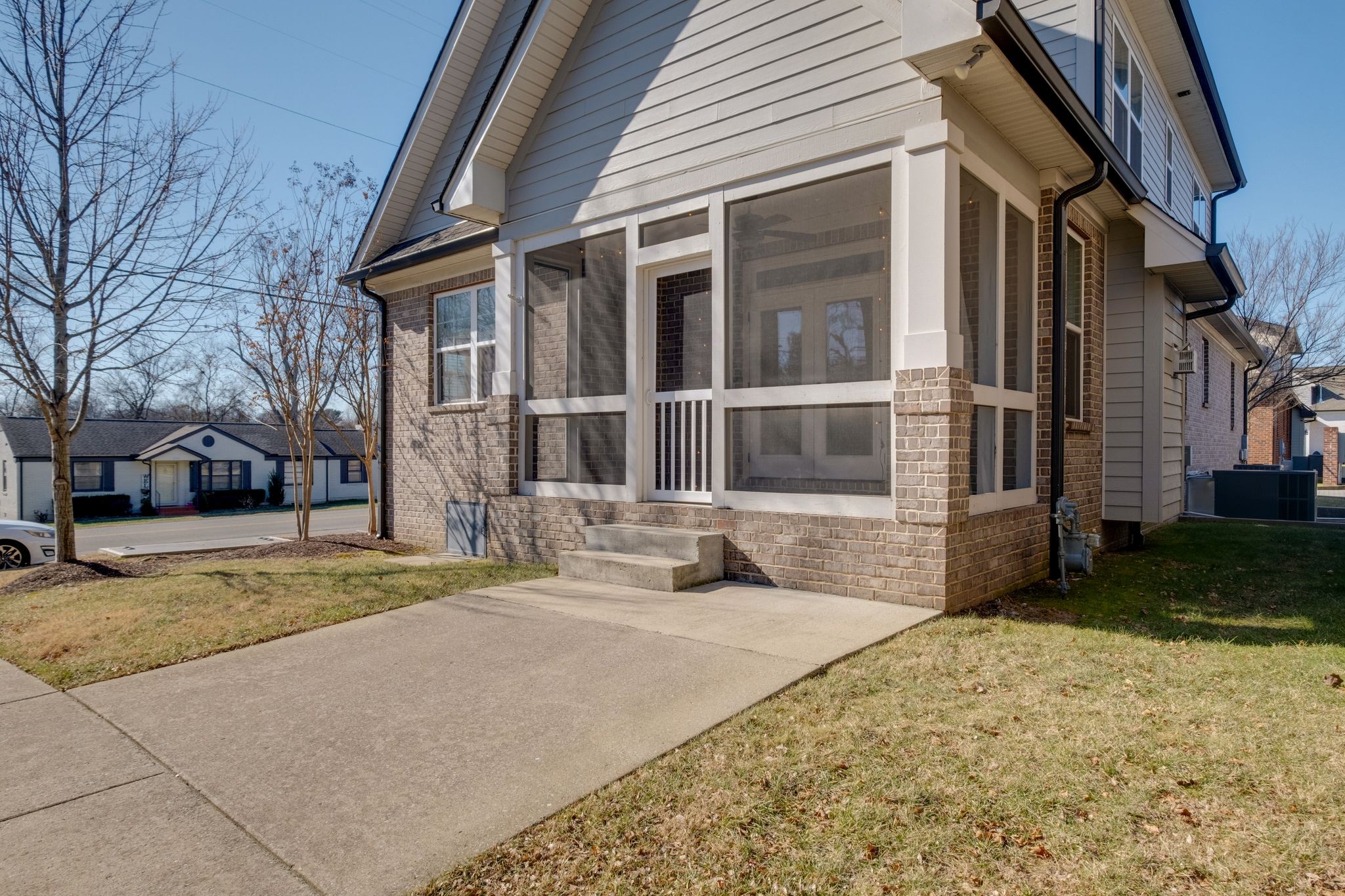 Nashville, Tennessee 37214, United States, 4 Bedrooms Bedrooms, ,4 BathroomsBathrooms,Residential,Active,5407