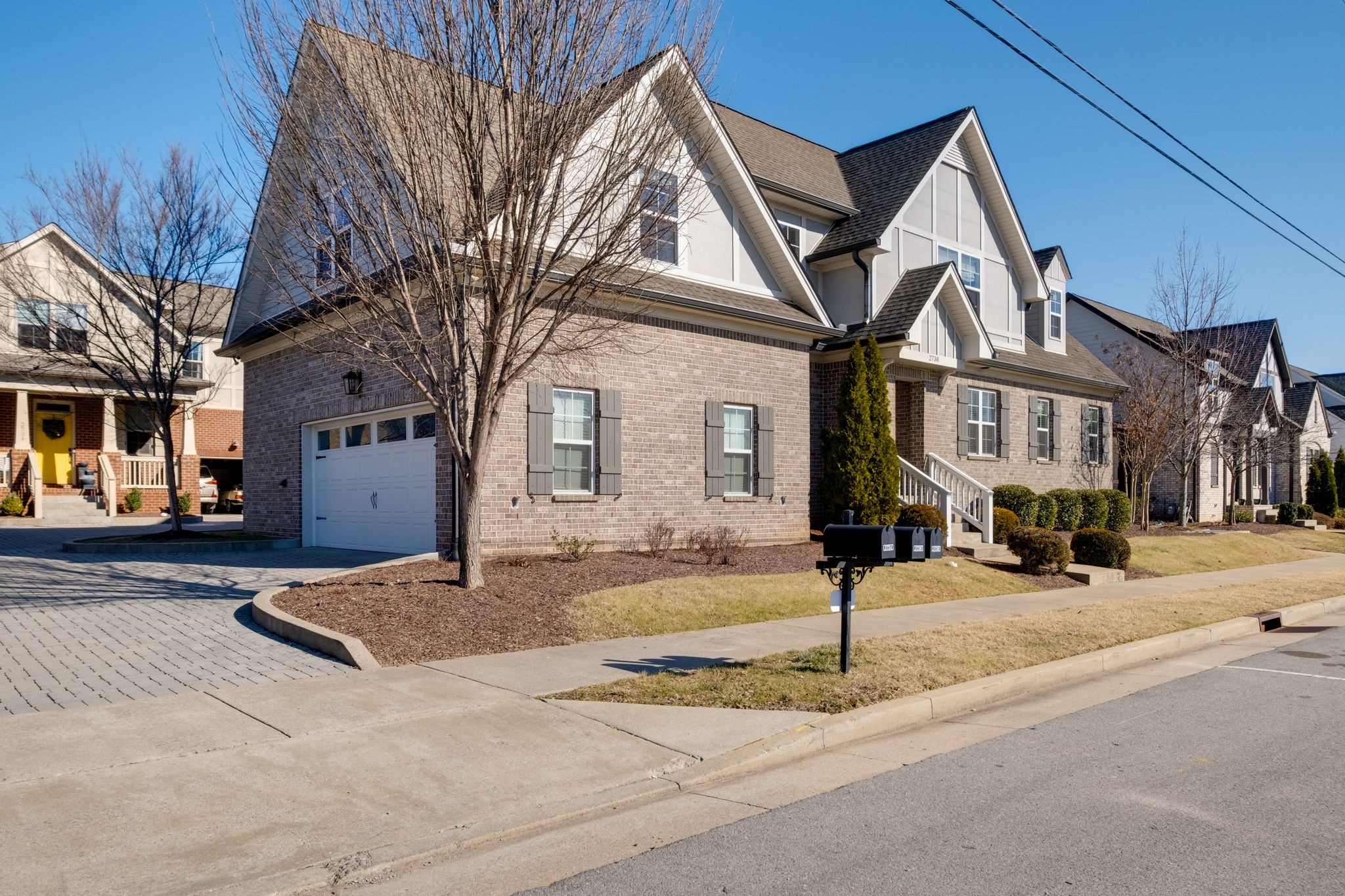 Nashville, Tennessee 37214, United States, 4 Bedrooms Bedrooms, ,4 BathroomsBathrooms,Residential,Active,5407