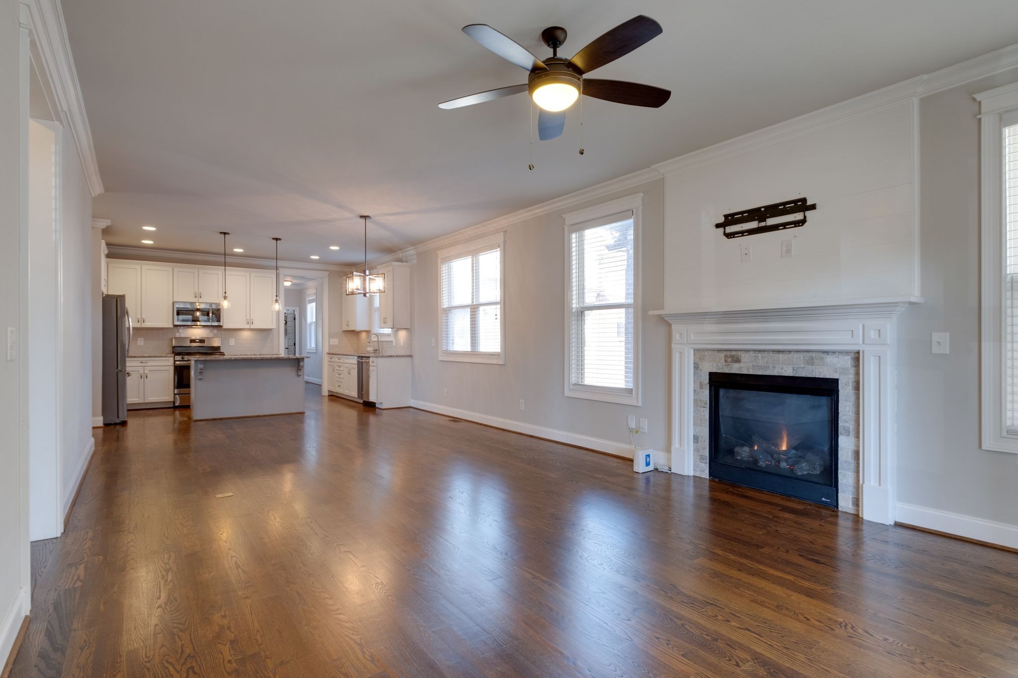 Nashville, Tennessee 37214, United States, 4 Bedrooms Bedrooms, ,4 BathroomsBathrooms,Residential,Active,5407