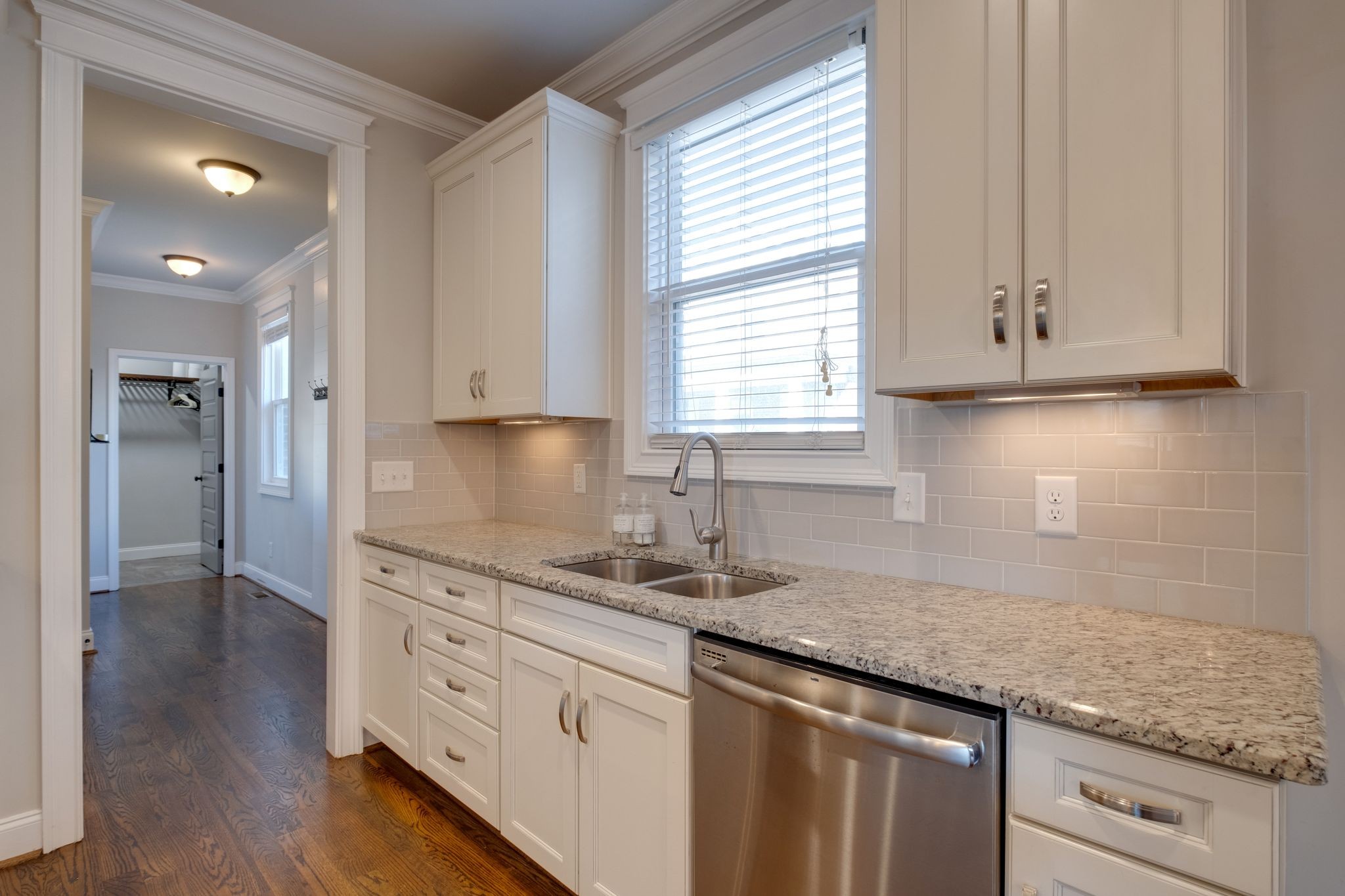 Nashville, Tennessee 37214, United States, 4 Bedrooms Bedrooms, ,4 BathroomsBathrooms,Residential,Active,5407