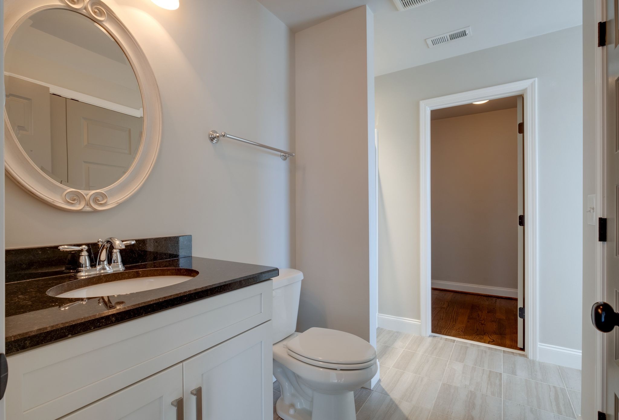 Nashville, Tennessee 37214, United States, 4 Bedrooms Bedrooms, ,4 BathroomsBathrooms,Residential,Active,5407