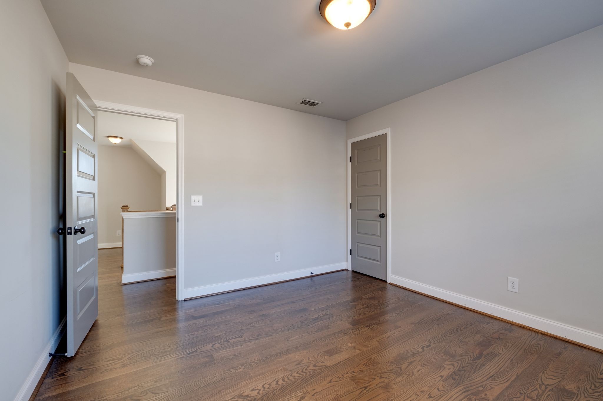 Nashville, Tennessee 37214, United States, 4 Bedrooms Bedrooms, ,4 BathroomsBathrooms,Residential,Active,5407