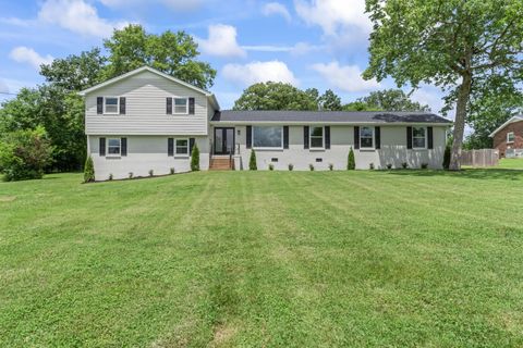 410 Bluegrass Ct Lebanon TN 37090