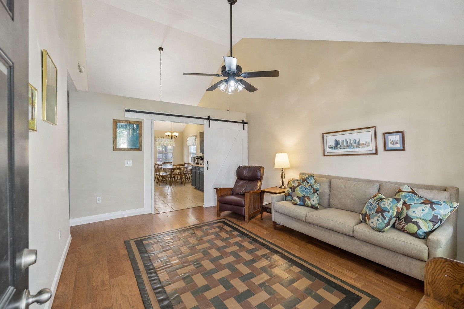 2739 Oxford Hall Ave