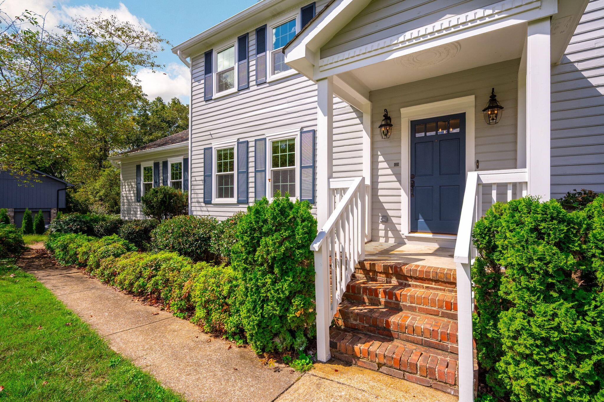 1639 Colonial Shores Drive