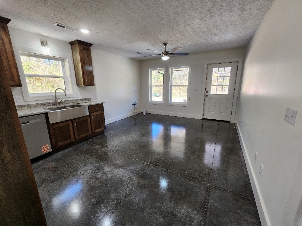 221 Pine Lick Estates Dr