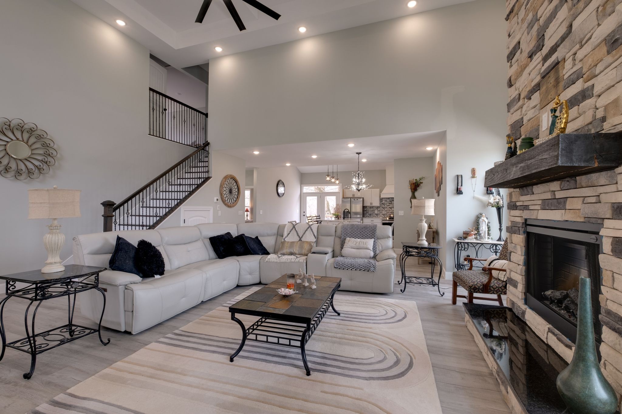 259 W Carter Rd