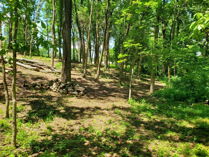 Photo 1 of 23 — 1930 Arlington Rd, Lebanon, TN 37087