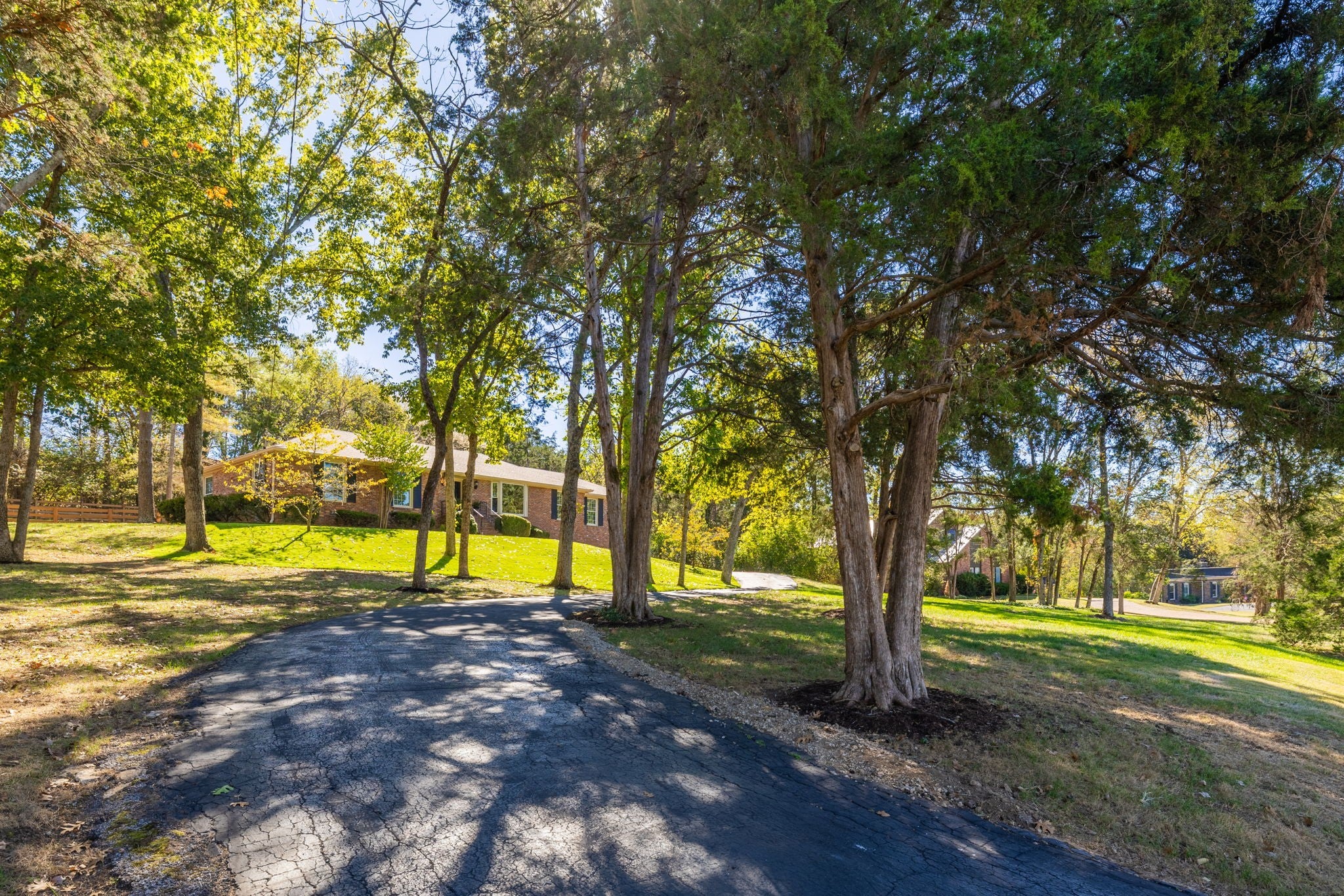 405 Horseshoe Ln
