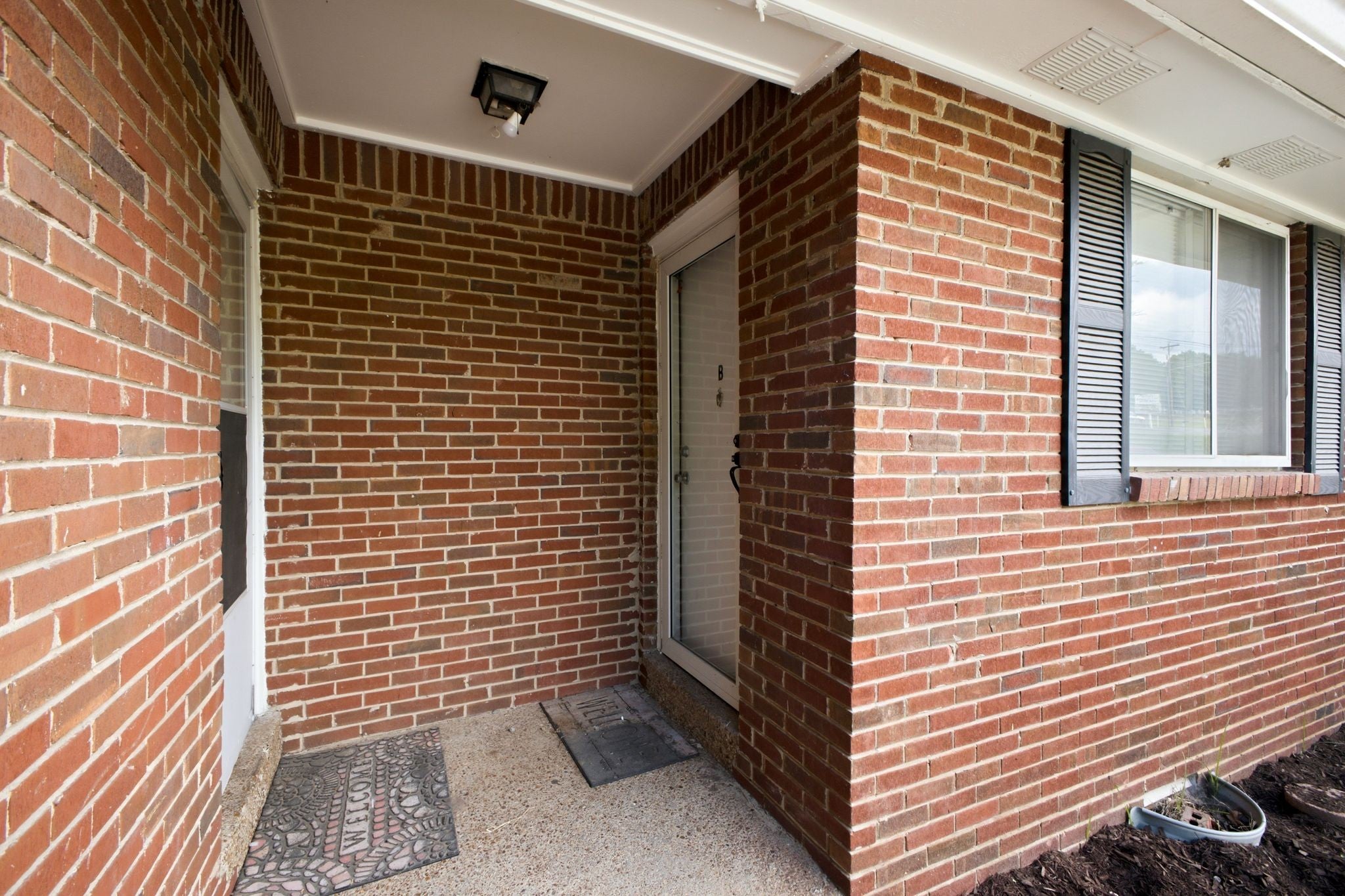425 Ezell Pike