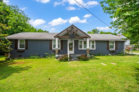 225 Nelson Dr La Vergne TN 37086